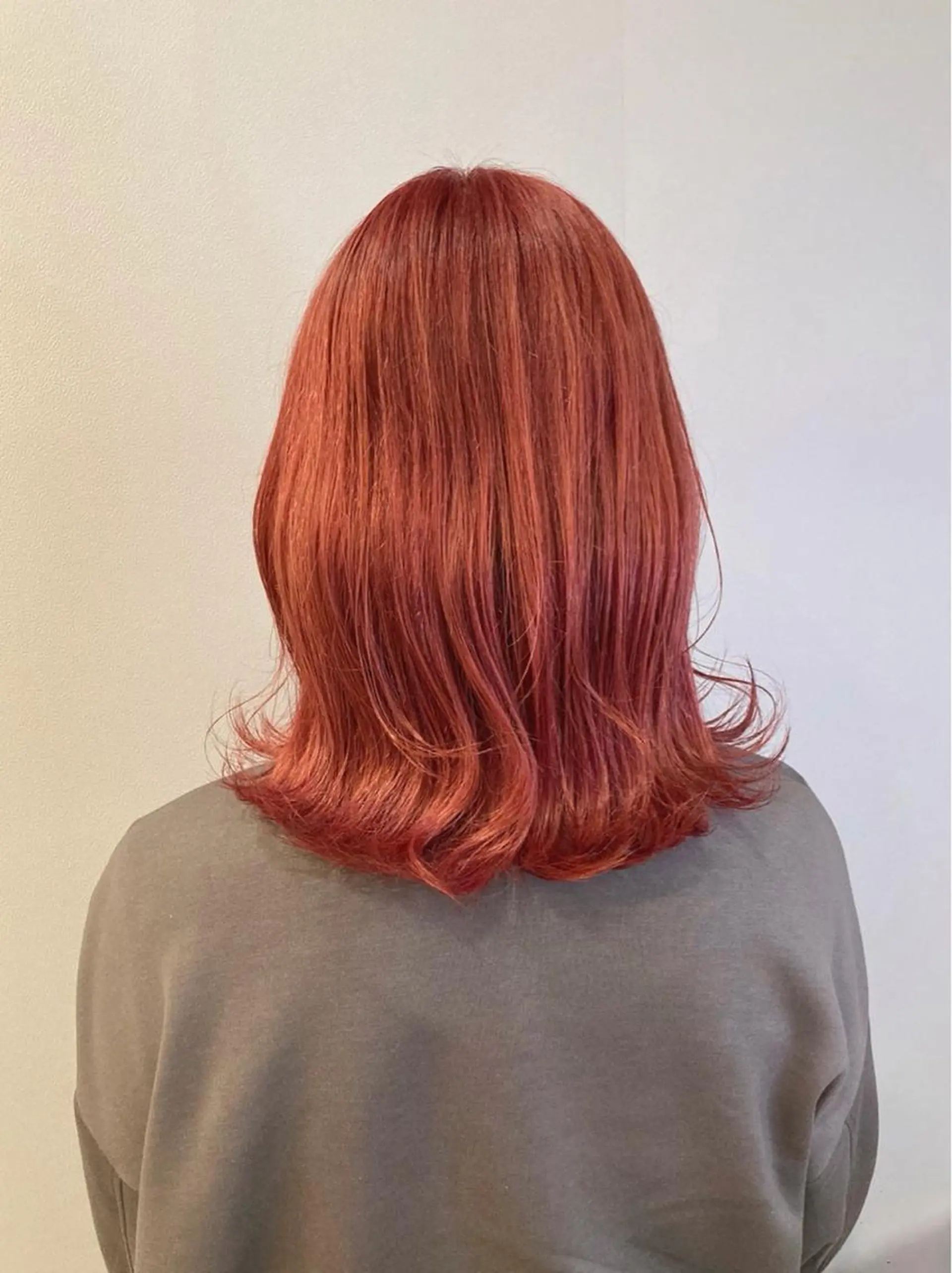 ミディアム カラー ヘアカラー 宮原 佳苗のヘアスタイル