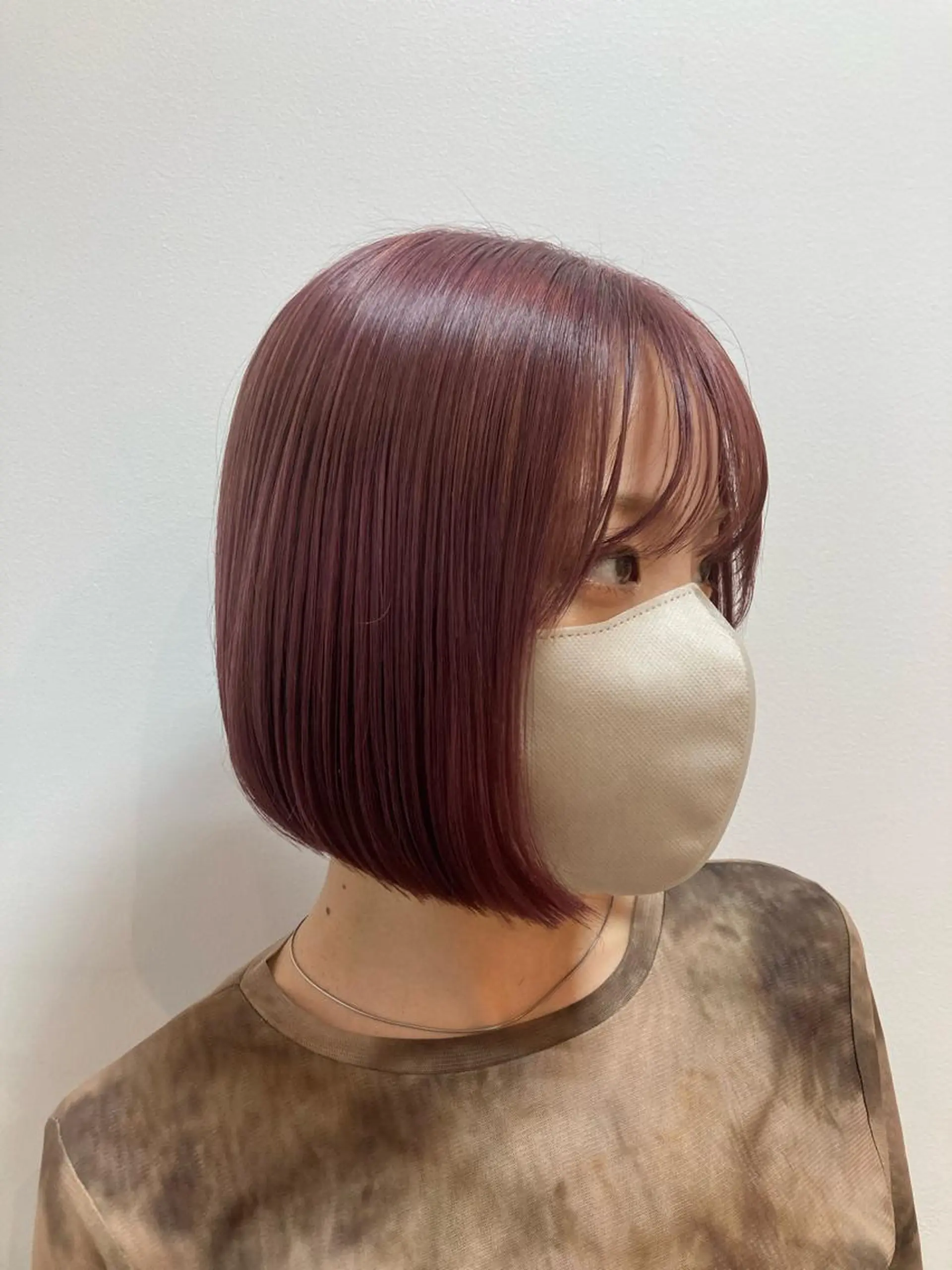 ショート カラー ブリーチ ピンクカラー ボブ 阪口 依美奈のヘアスタイル