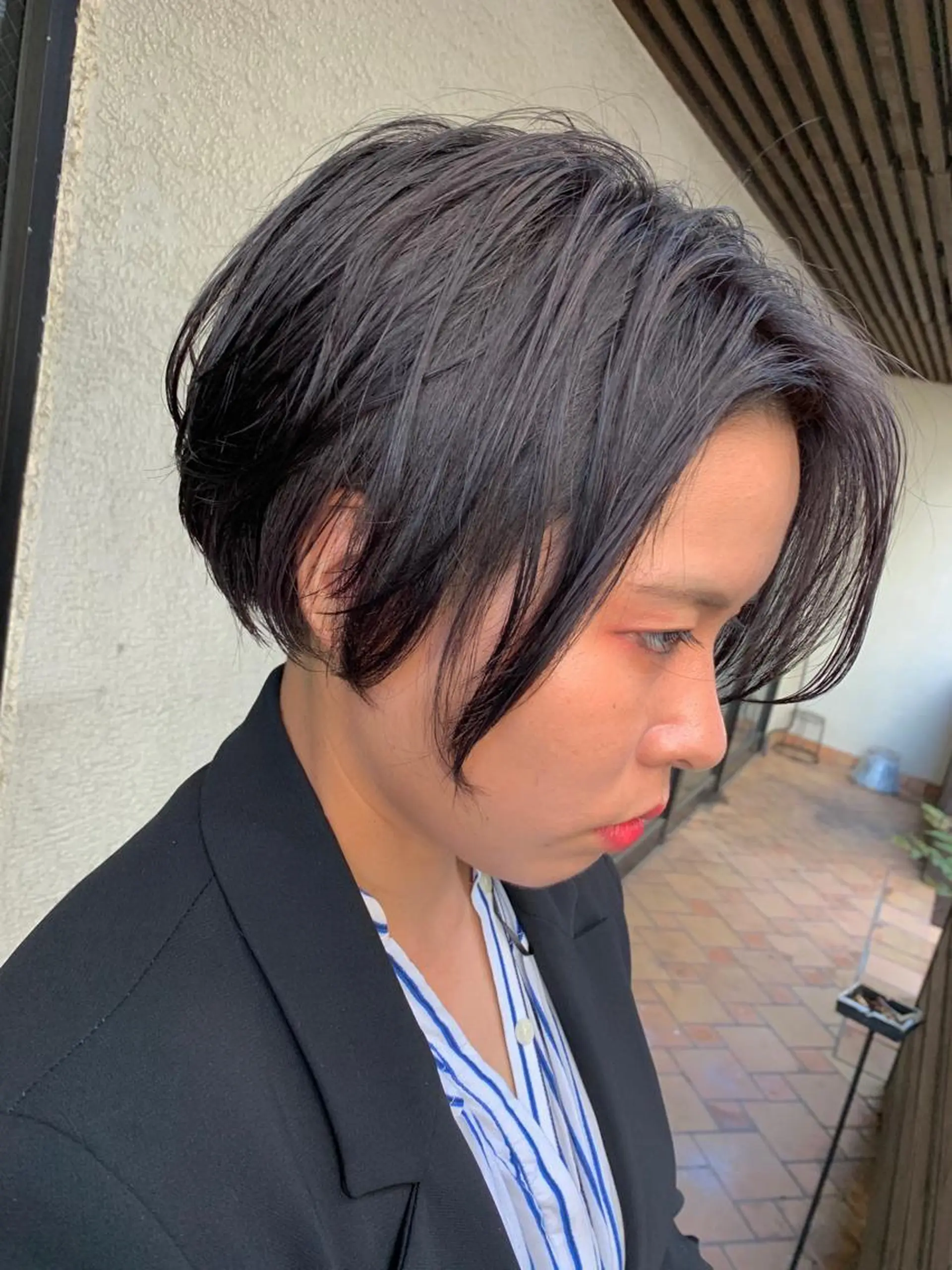 ショート カラー カット ヘアカラー トリートメント アブアイ所属・艶髪・酸性ストレート フリツのヘアスタイル