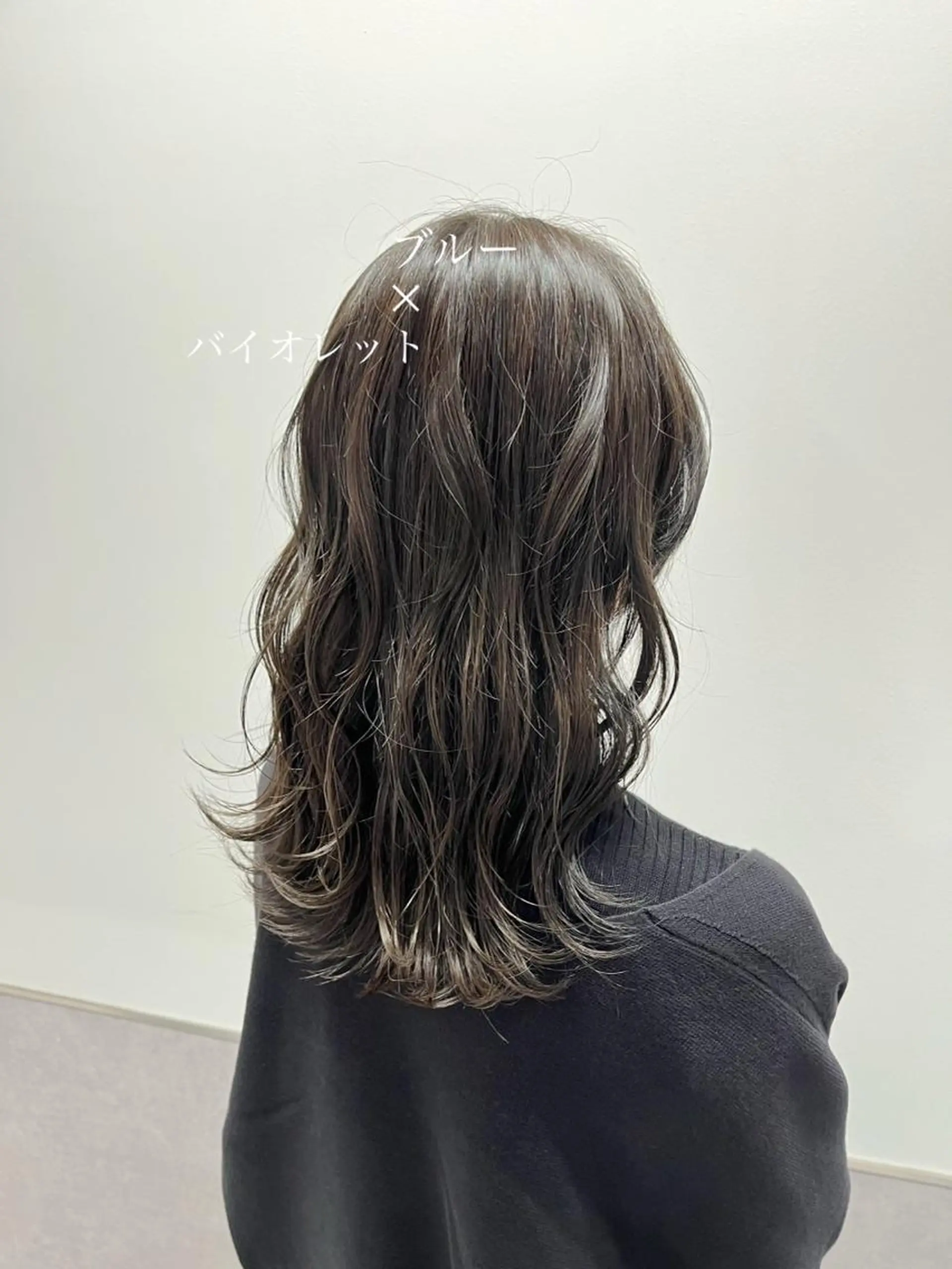セミロング カラー ヘアカラー トリートメント ショート/髪質改善/ 美髪矯正/手塚凌のヘアスタイル