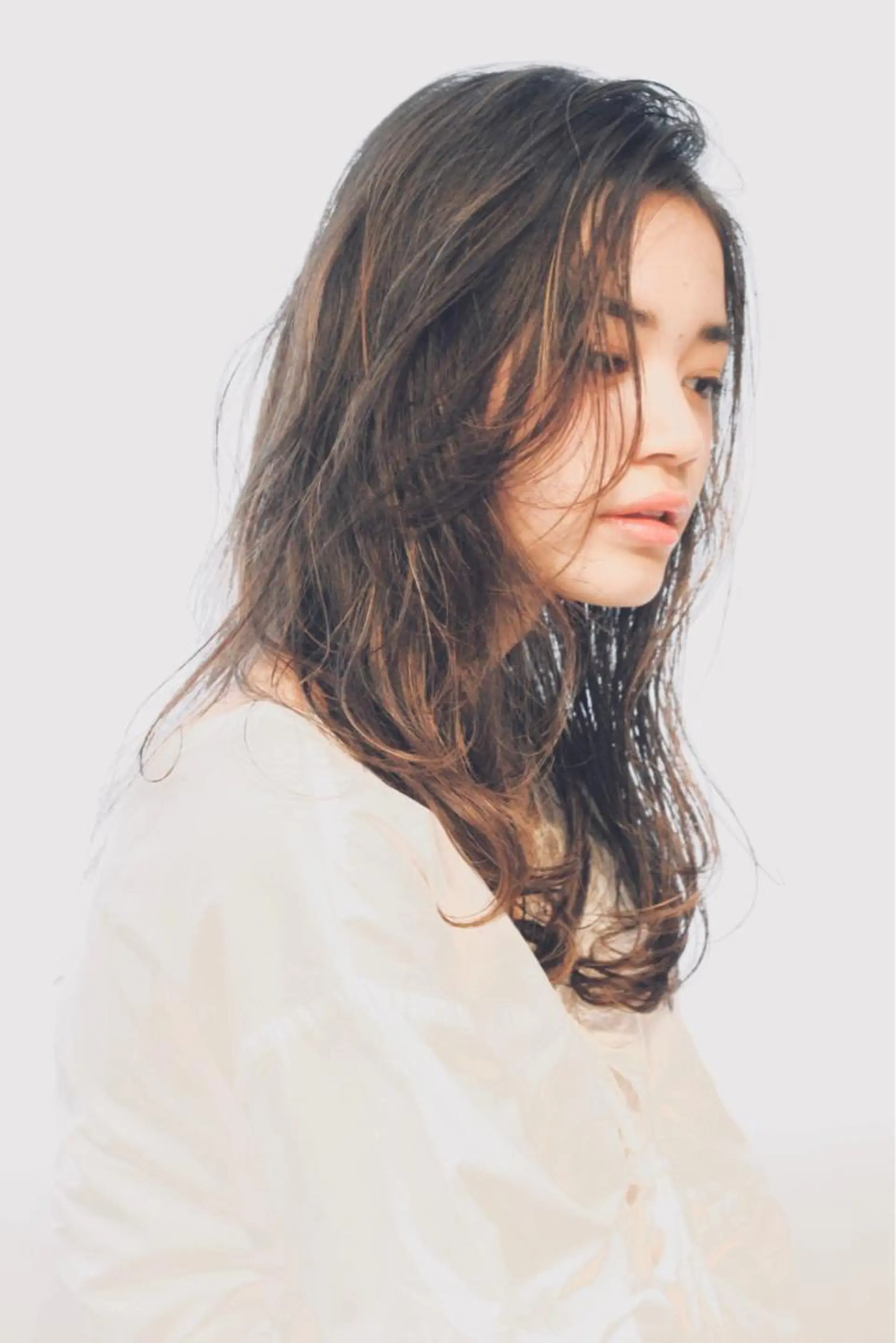 セミロング さかい なつみのヘアスタイル