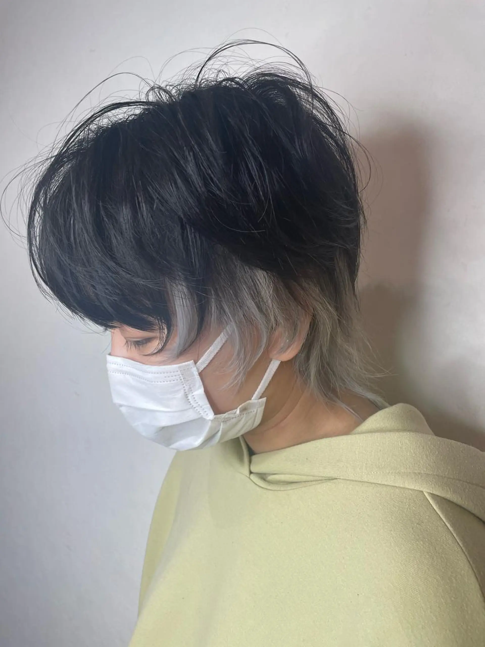 ショート カラー シルバー ウルフカット ヘアカラー トリートメント ALLEN hair 京橋店のヘアスタイル