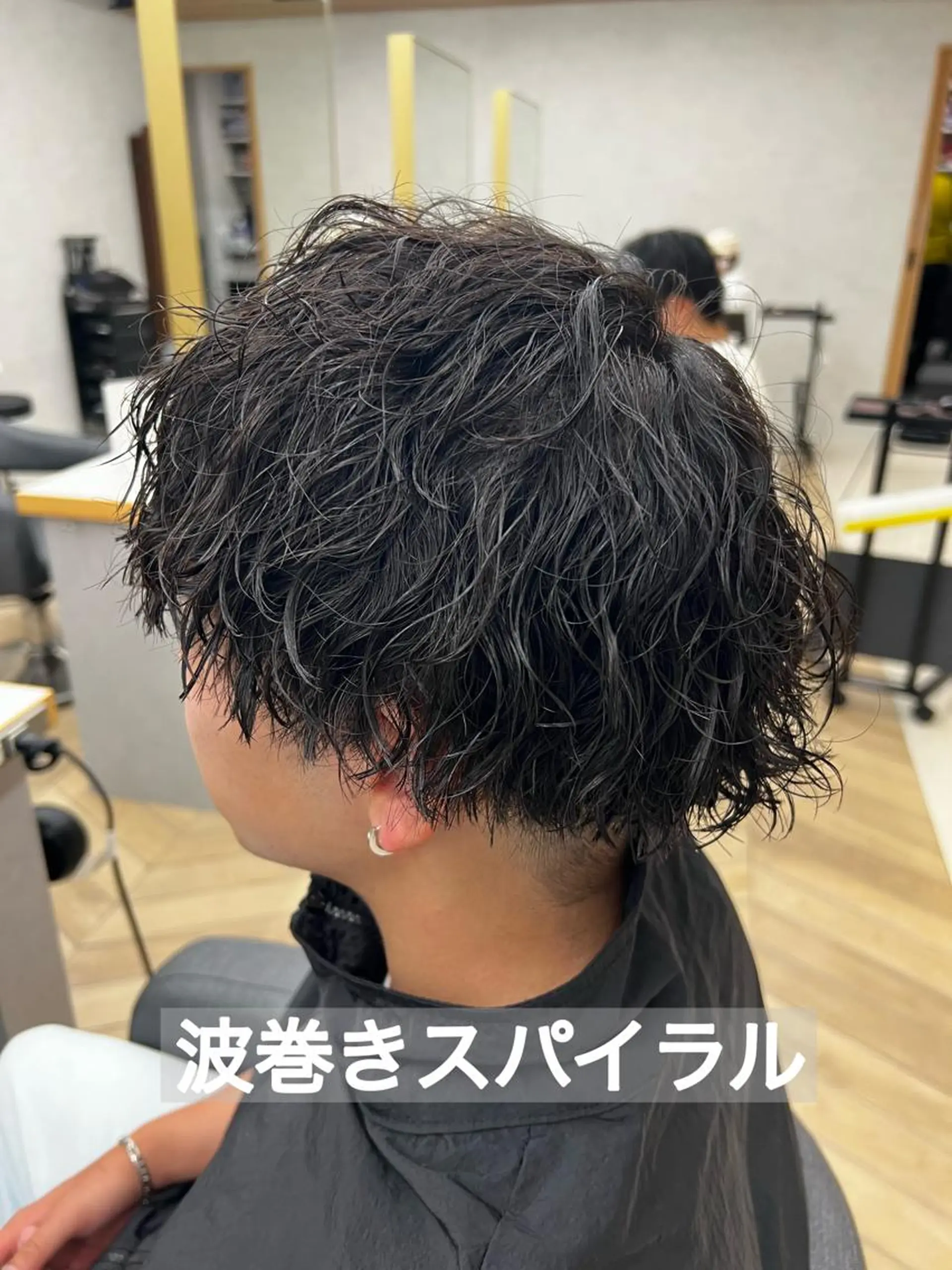 ミディアム パーマ メンズ 🪐メンズ特化 ヤマクラ　タイキのヘアスタイル