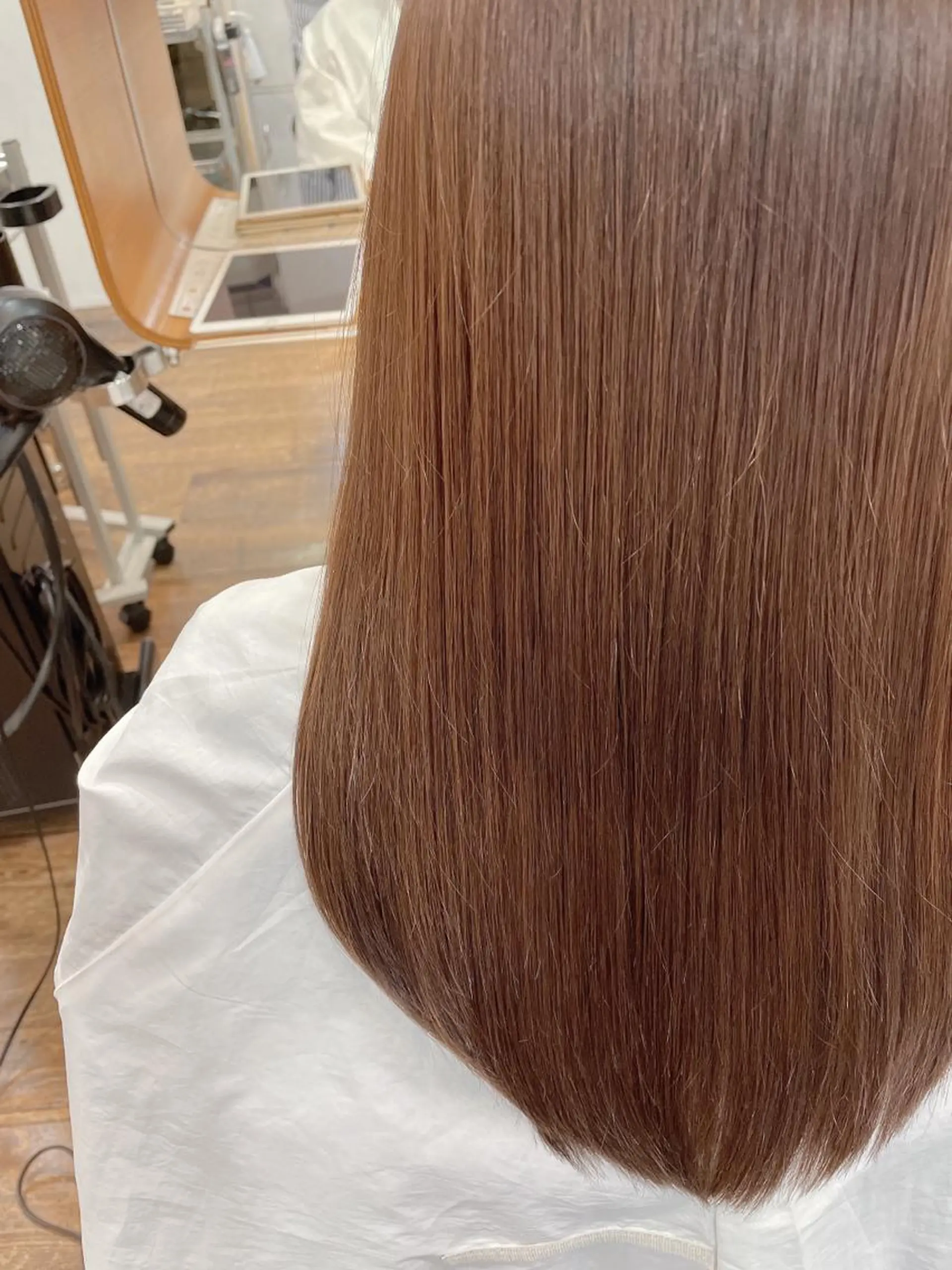 セミロング カラー ヘッドスパ 透明感｜暖色カラー｜ SUZUKAのヘアスタイル