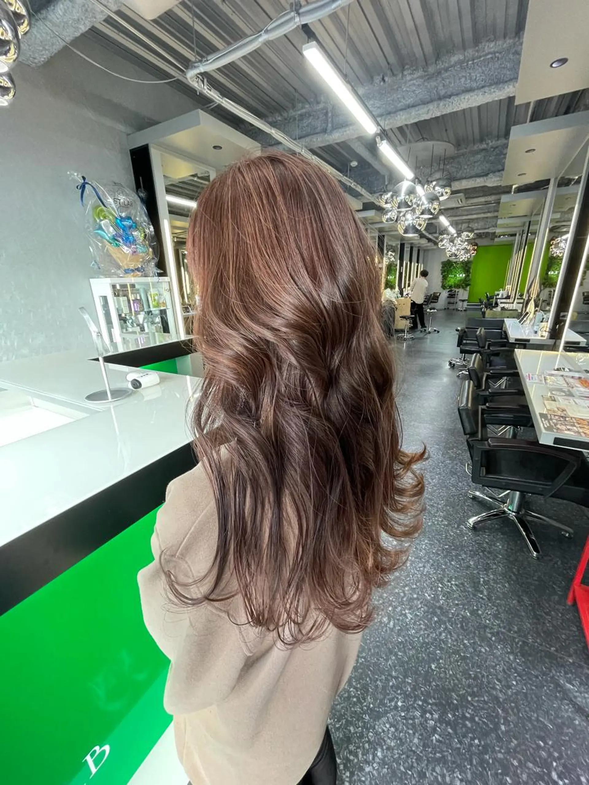 ロング カラー 韓国風ヘア ロング カット ヘアカラー トリートメント TMJ所属・バズる韓国ヘア 🇰🇷溝邊　拓麿のヘアスタイル