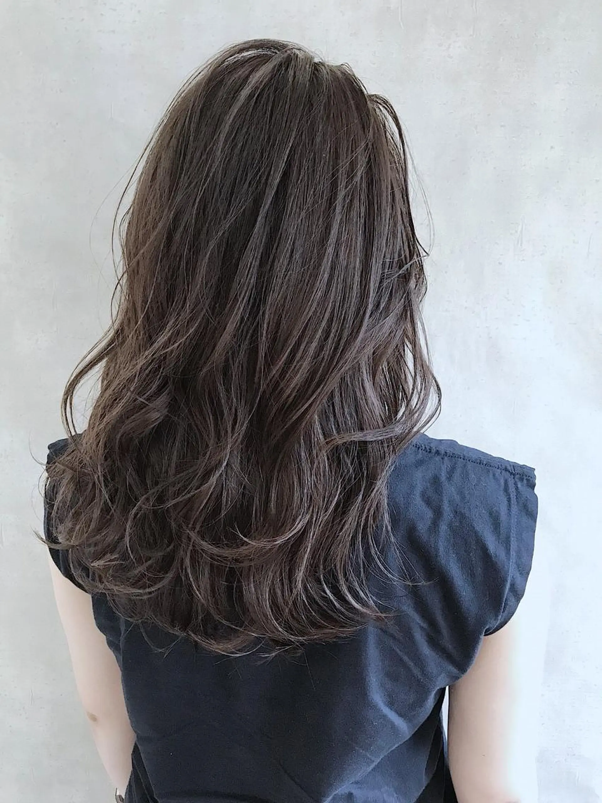 セミロング カラー アディクシーカラー ブリーチ ケアブリーチ ダブルカラー ハイライトカラー MOU namba ムウナンバのヘアスタイル