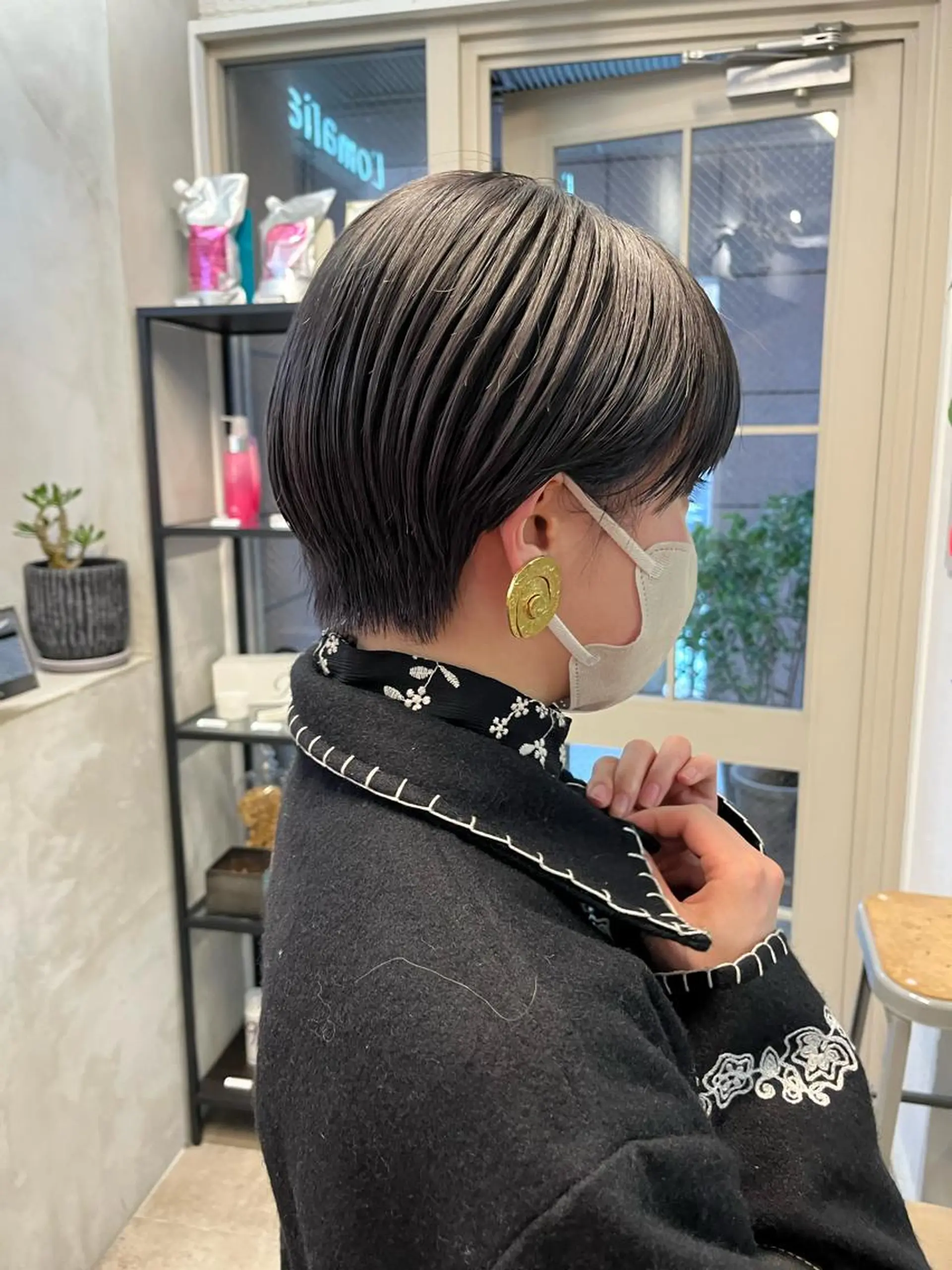 ショート カラー パーマ ヘアアレンジ メンズ キッズ ネイル マツエク・マツパ アイブロウ ハンサムショート 黒髪 グレーブラック ショートヘア ショートネイル お洒落パーマ/ボブ ❄️Tomoka❄️のヘアスタイル