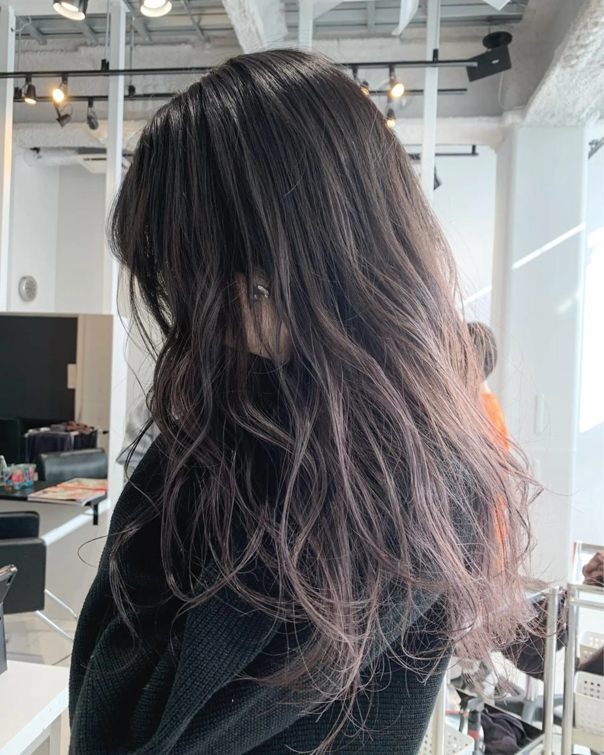 ロング レイヤーカット 髪質改善land千葉所属・阿部 圭悟のヘアスタイル