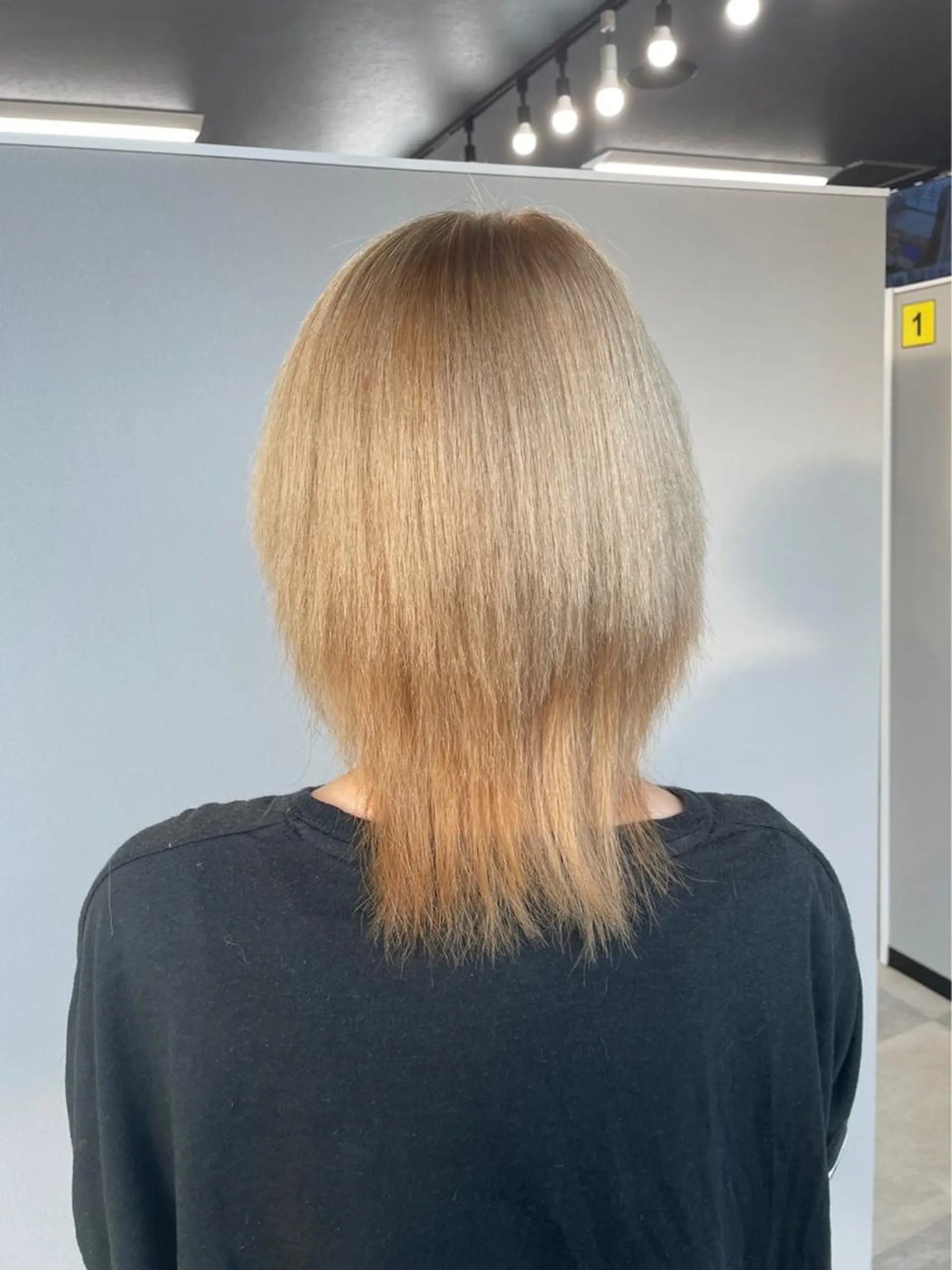 カラー ブロンド ヘアカラー _WHITE浜松店 もえかのヘアスタイル