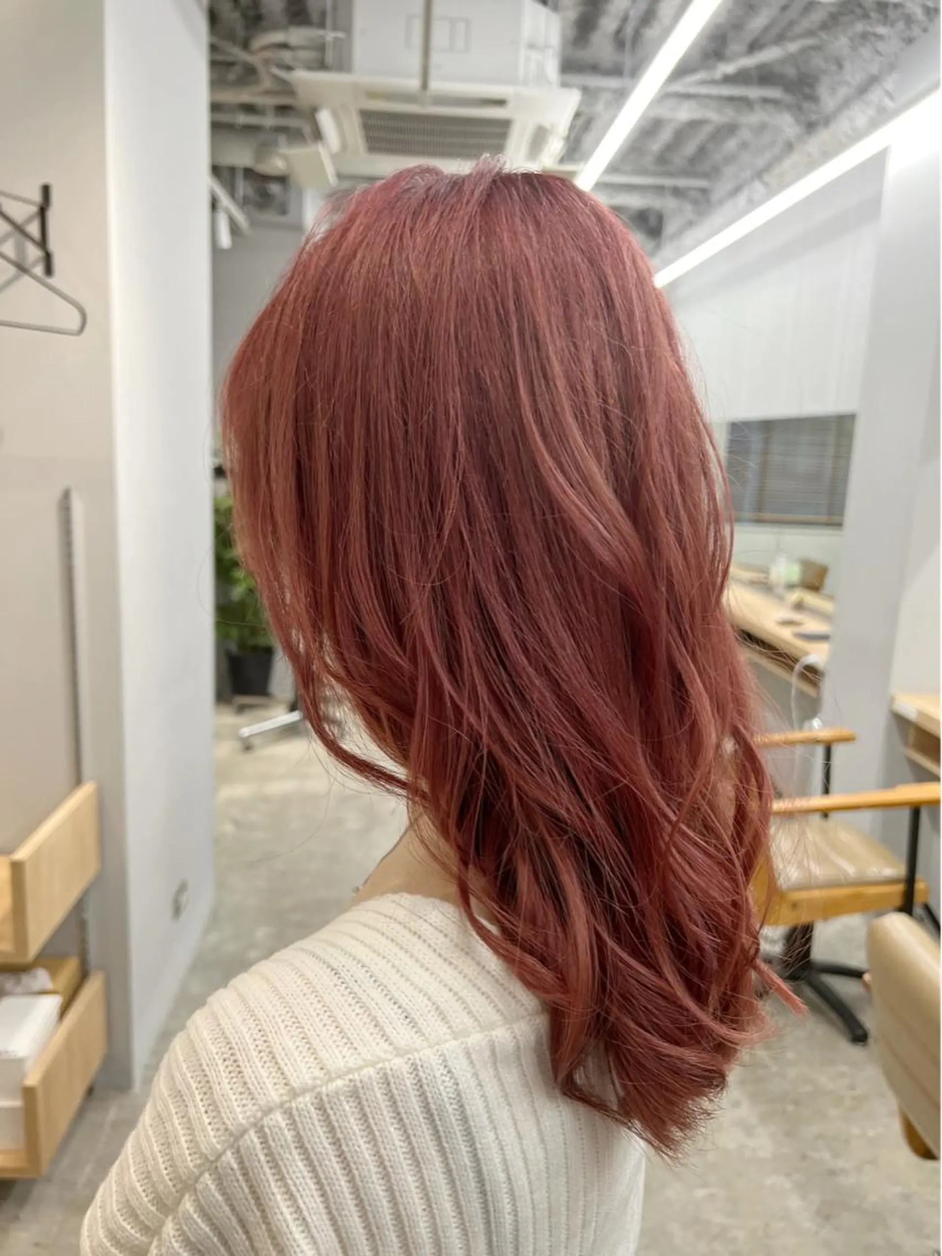 セミロング カラー ピンクカラー レッドカラー ヘアカラー トリートメント 代表　YUKI ☆のヘアスタイル