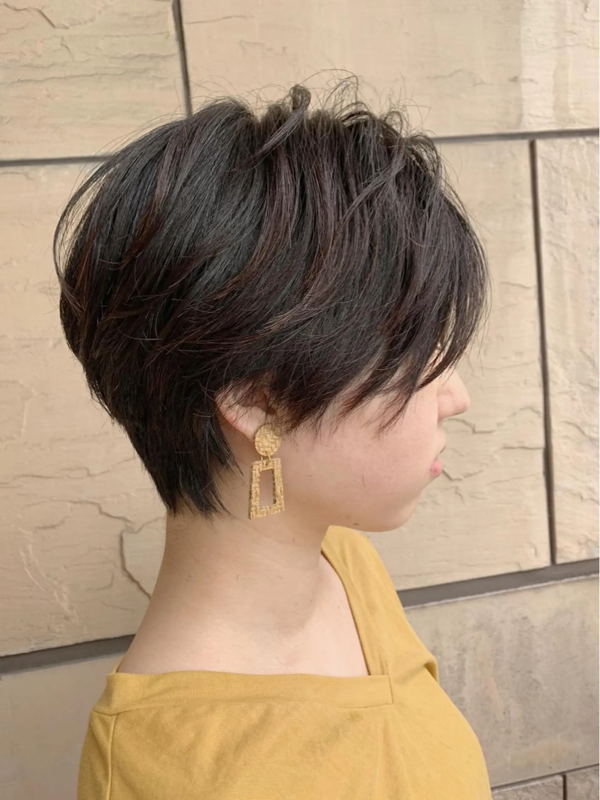 ショート カラー 黒髪 カット ヘッドスパ バレイヤージュ KAZUMAのヘアスタイル