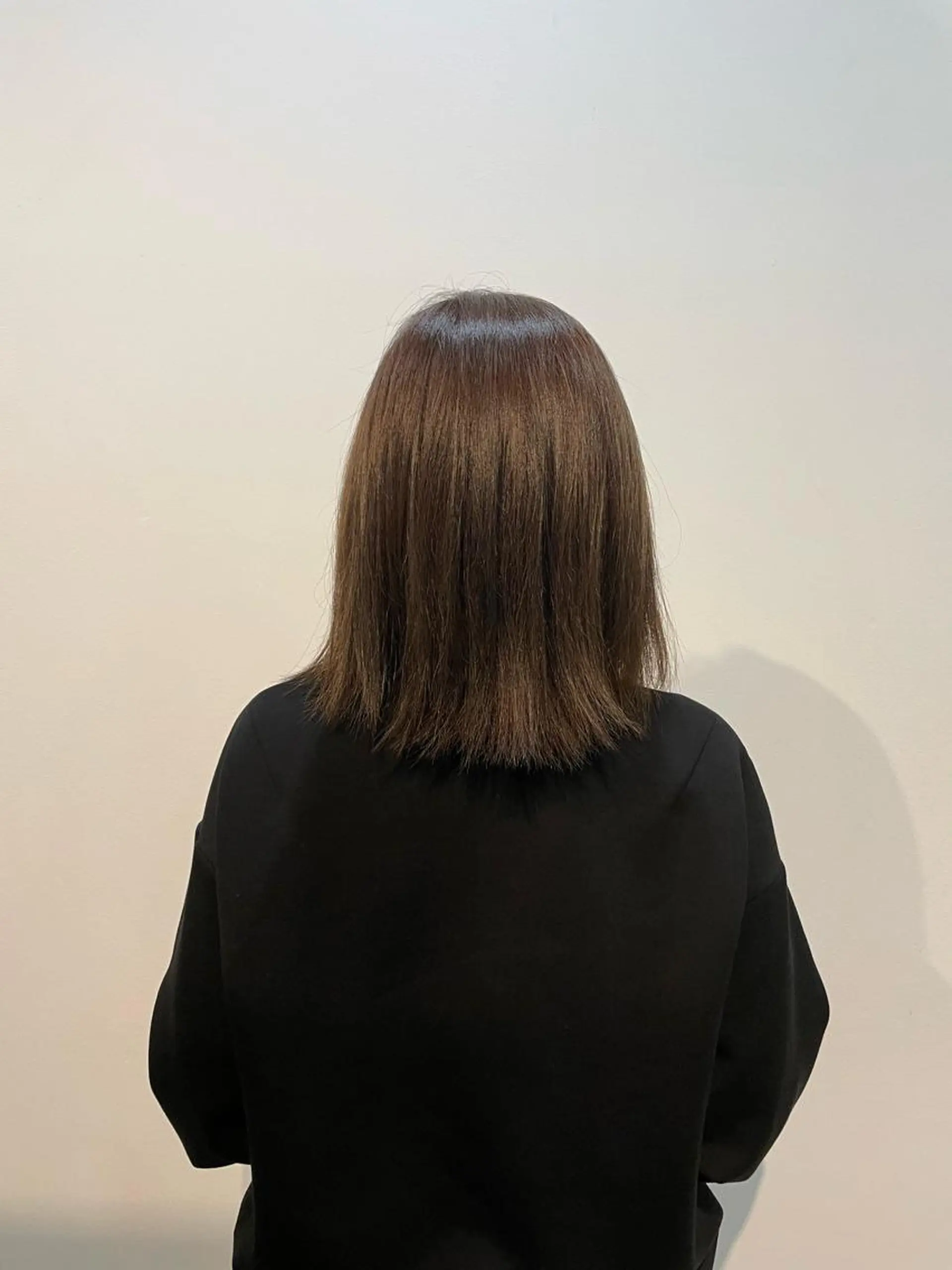 カラー 井上 葉月のヘアスタイル