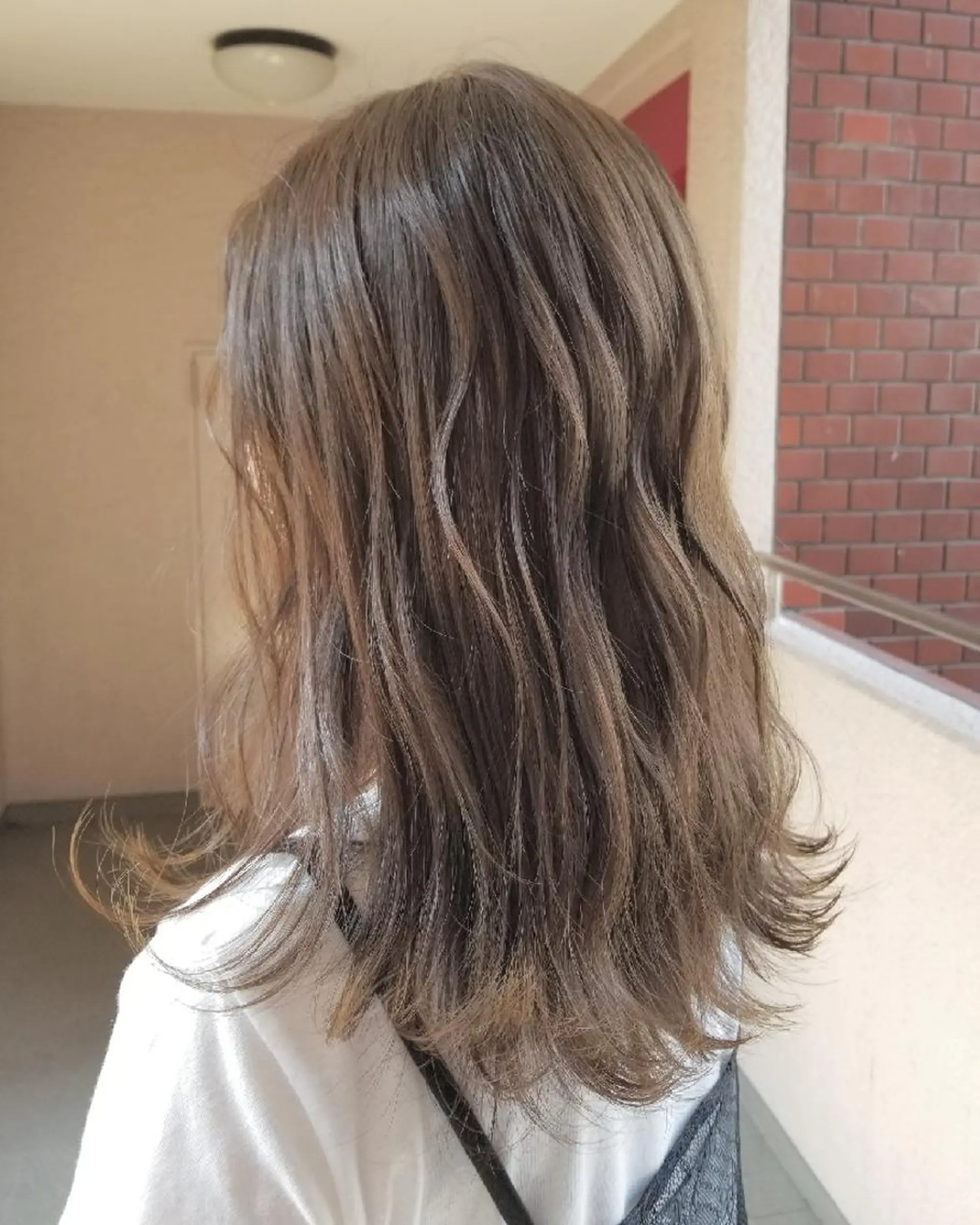 ミディアム カラー Day＆Night所属・Day&Night [店長]Chiakiのヘアスタイル