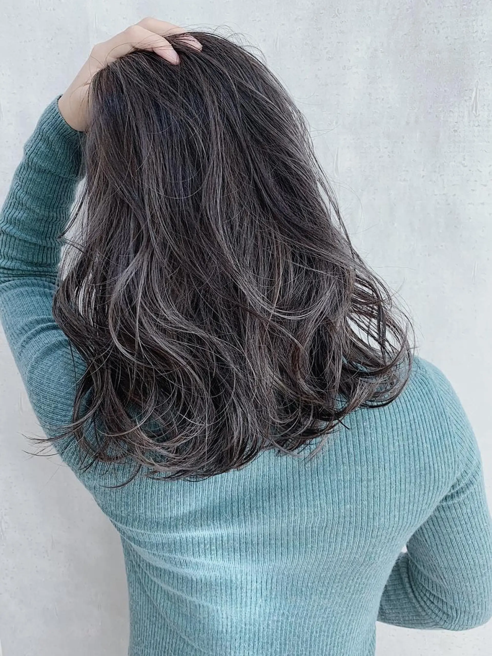 ミディアム カラー MOU namba ムウナンバのヘアスタイル