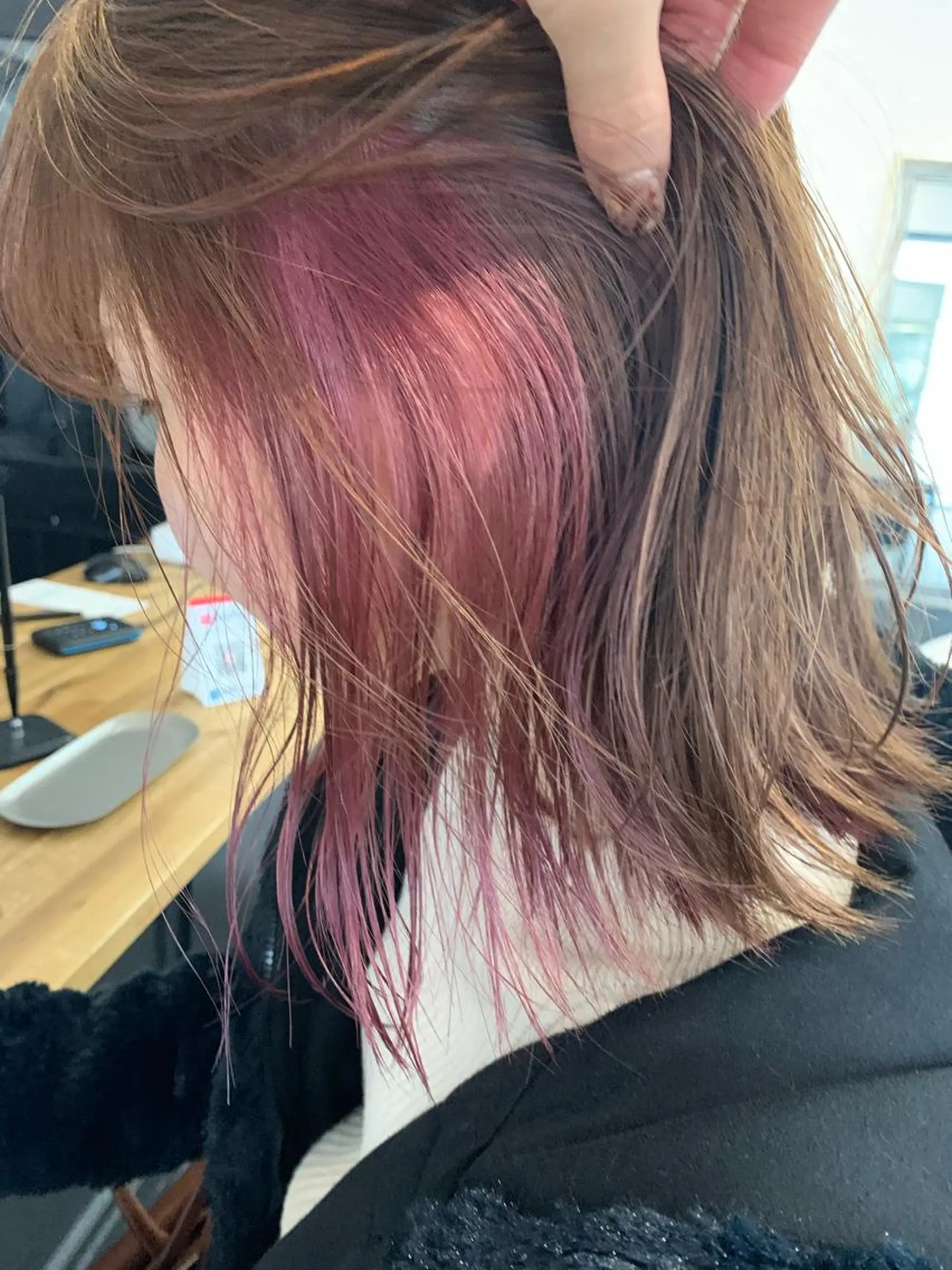 ミディアム ダブルカラー　/ インナーカラーMiiのヘアスタイル