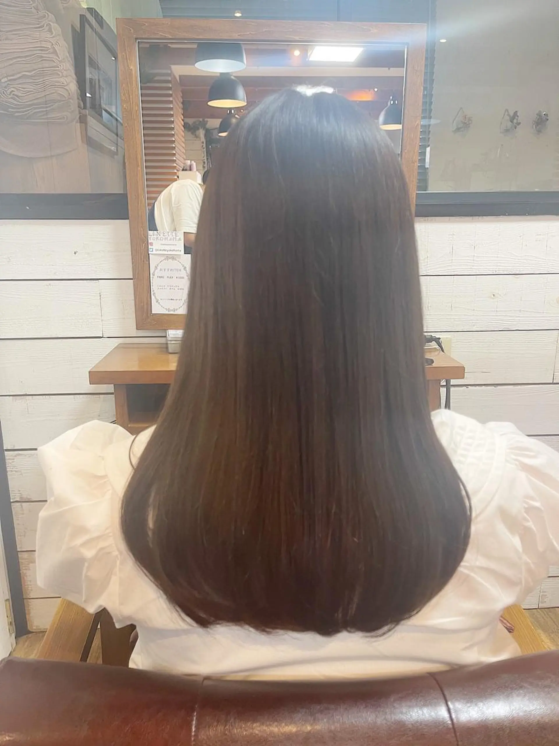 セミロング カラー 髪質改善 トリートメント カット ヘアカラー 縮毛矯正 トリートメント 平田 たかしのヘアスタイル