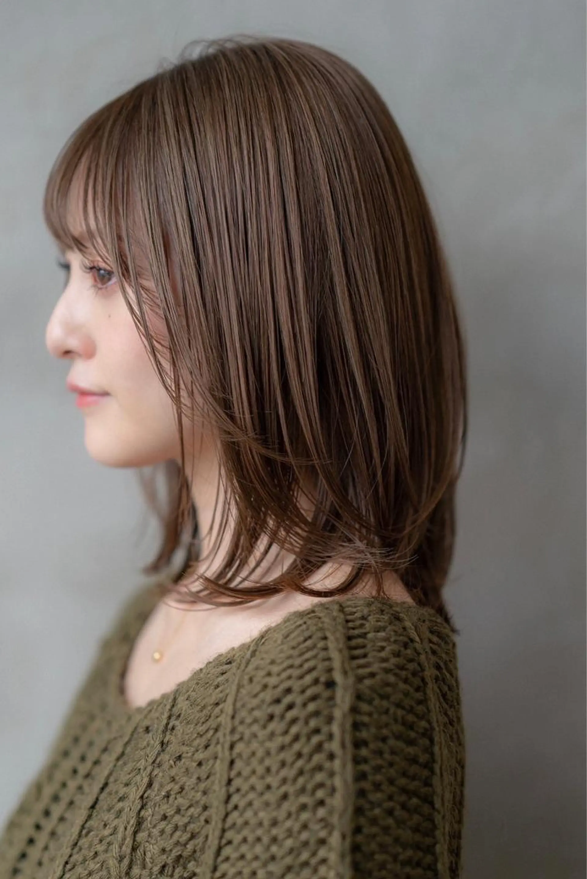 セミロング カラー 透明感カラー グレージュ HISTORY元住吉店所属・大森 勝馬のヘアスタイル