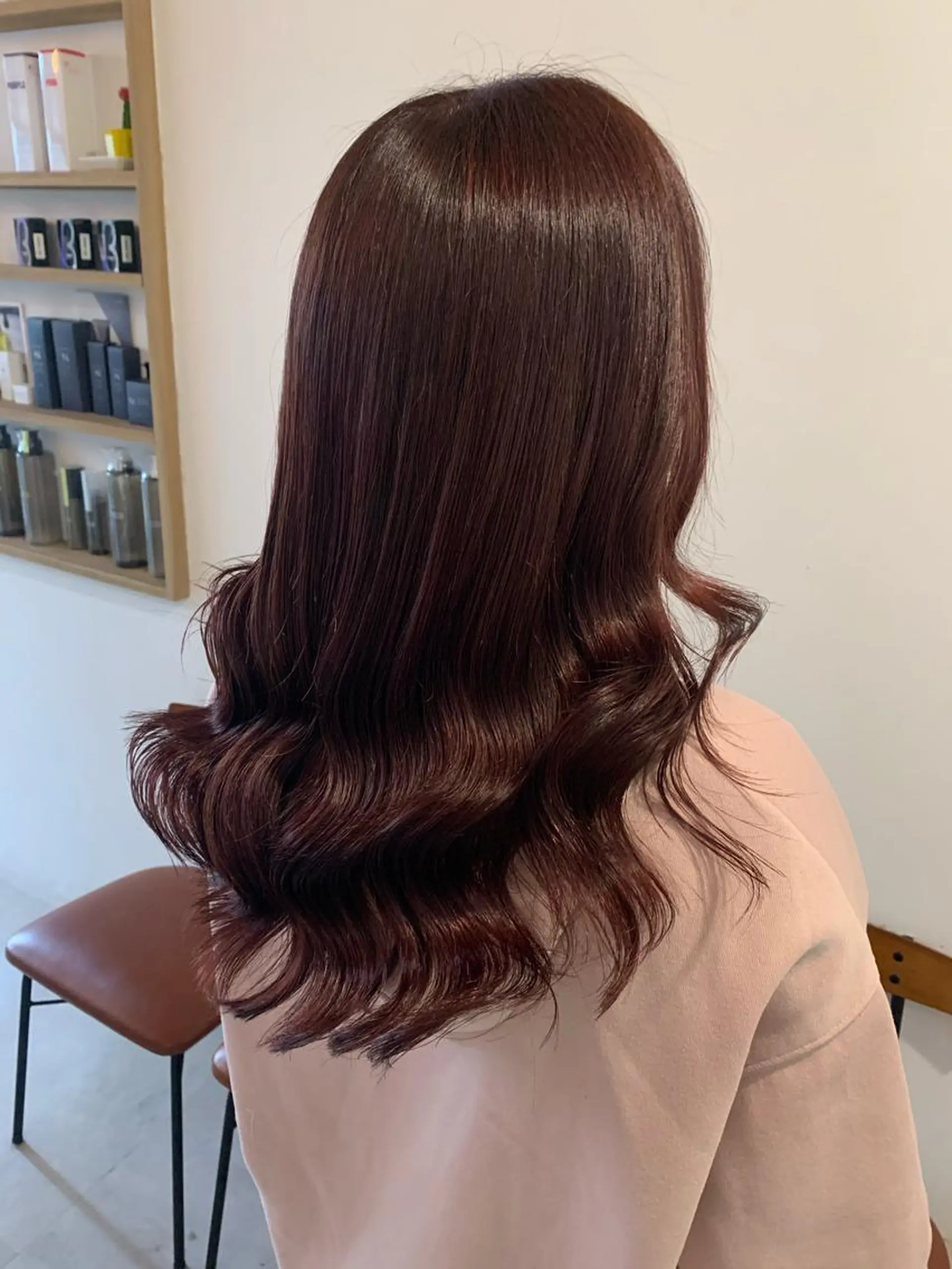 セミロング カラー ブラウンカラー ピンクカラー ピンクブラウン ヨシンモリ 韓国風ヘア FRAME+spa&hair roomなんば駅前店所属・🌸MAYU🌸 ハイトーン➕レイヤーのヘアスタイル