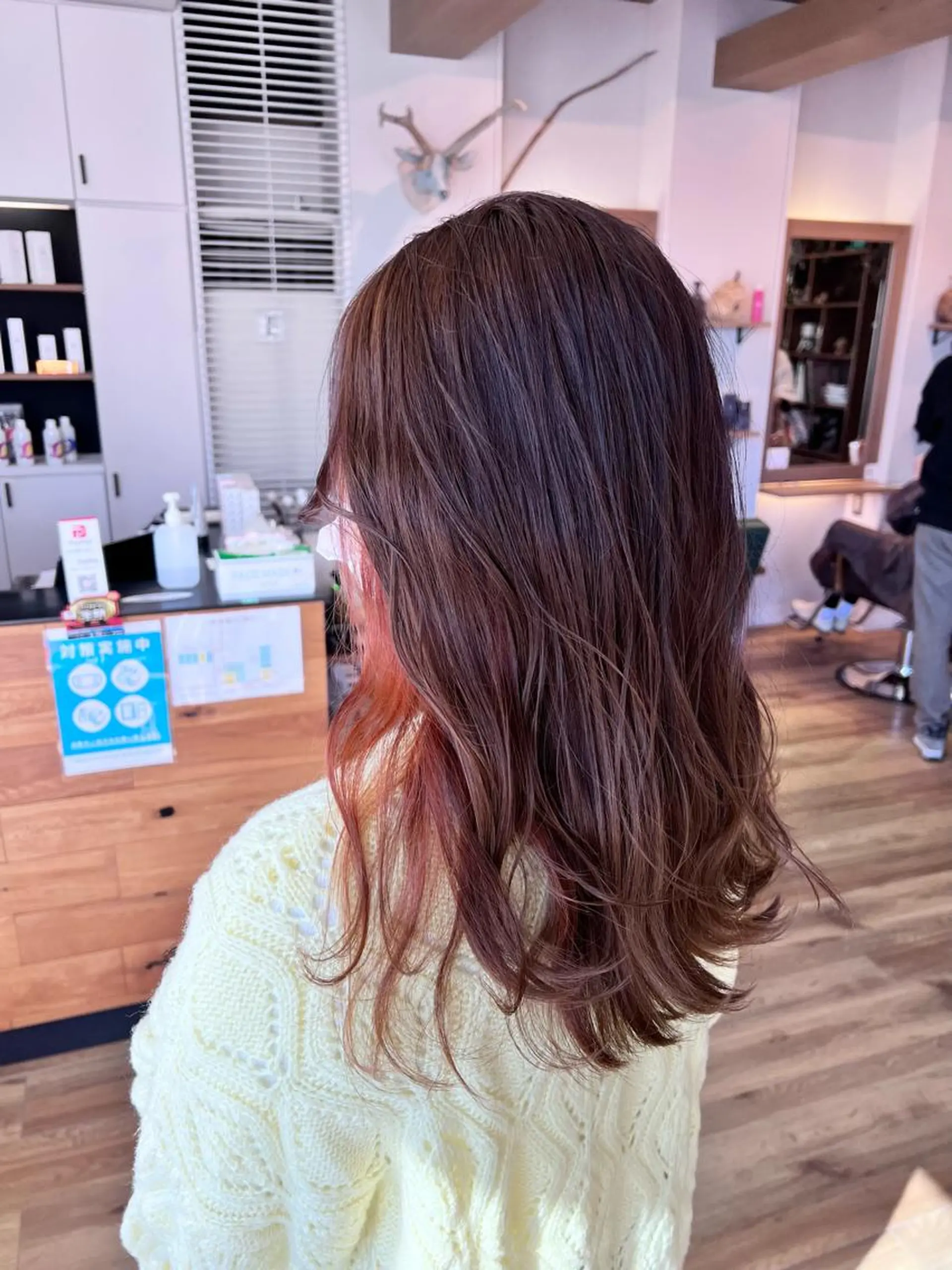 ロング カラー オレンジ ヘアカラー トリートメント ツキダテ ユイのヘアスタイル
