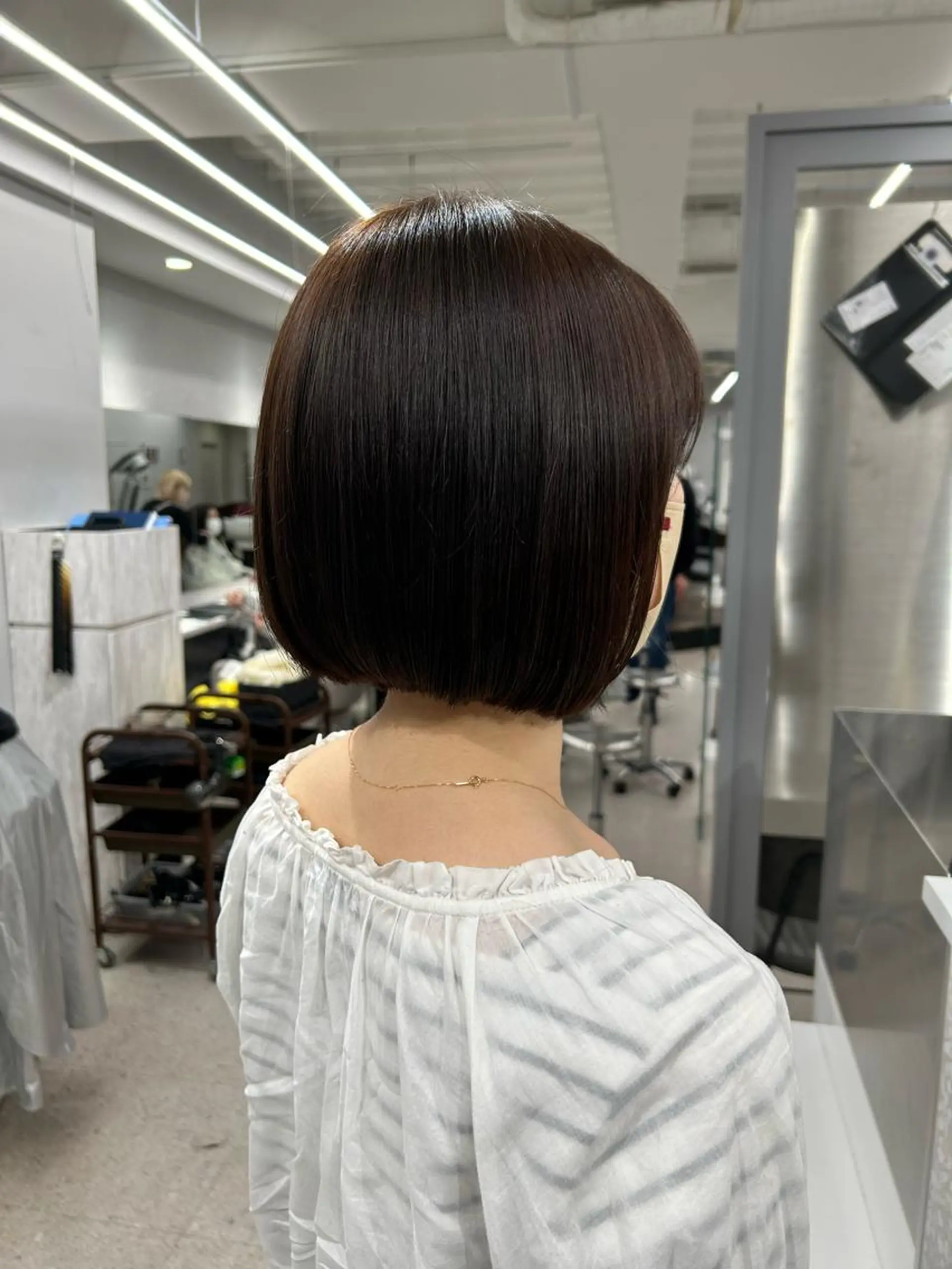 ショート カット ヘアカラー トリートメント ヘアセット 韓国ネイル🤍 イワサキ　リコ🍒のヘアスタイル