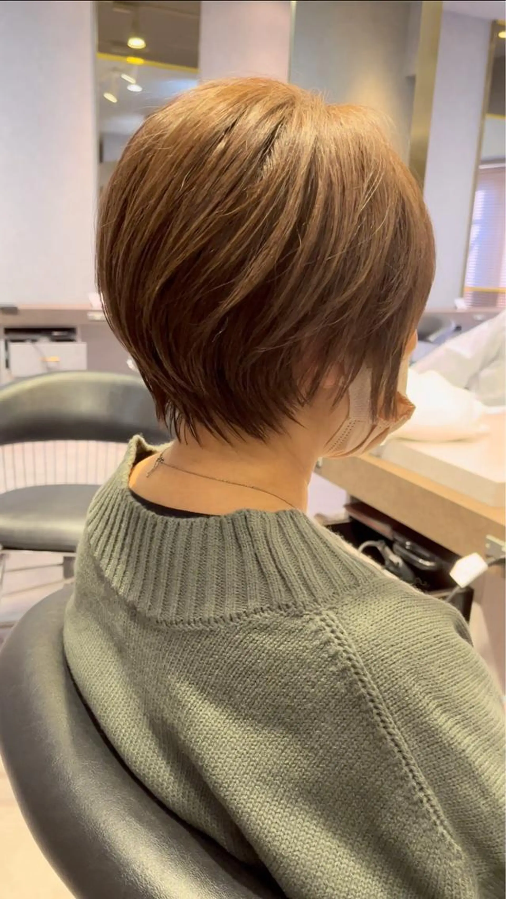 ショート カット ヘアカラー トリートメント 傷ませないカラー✨ 鶴見/菅谷光哉のヘアスタイル