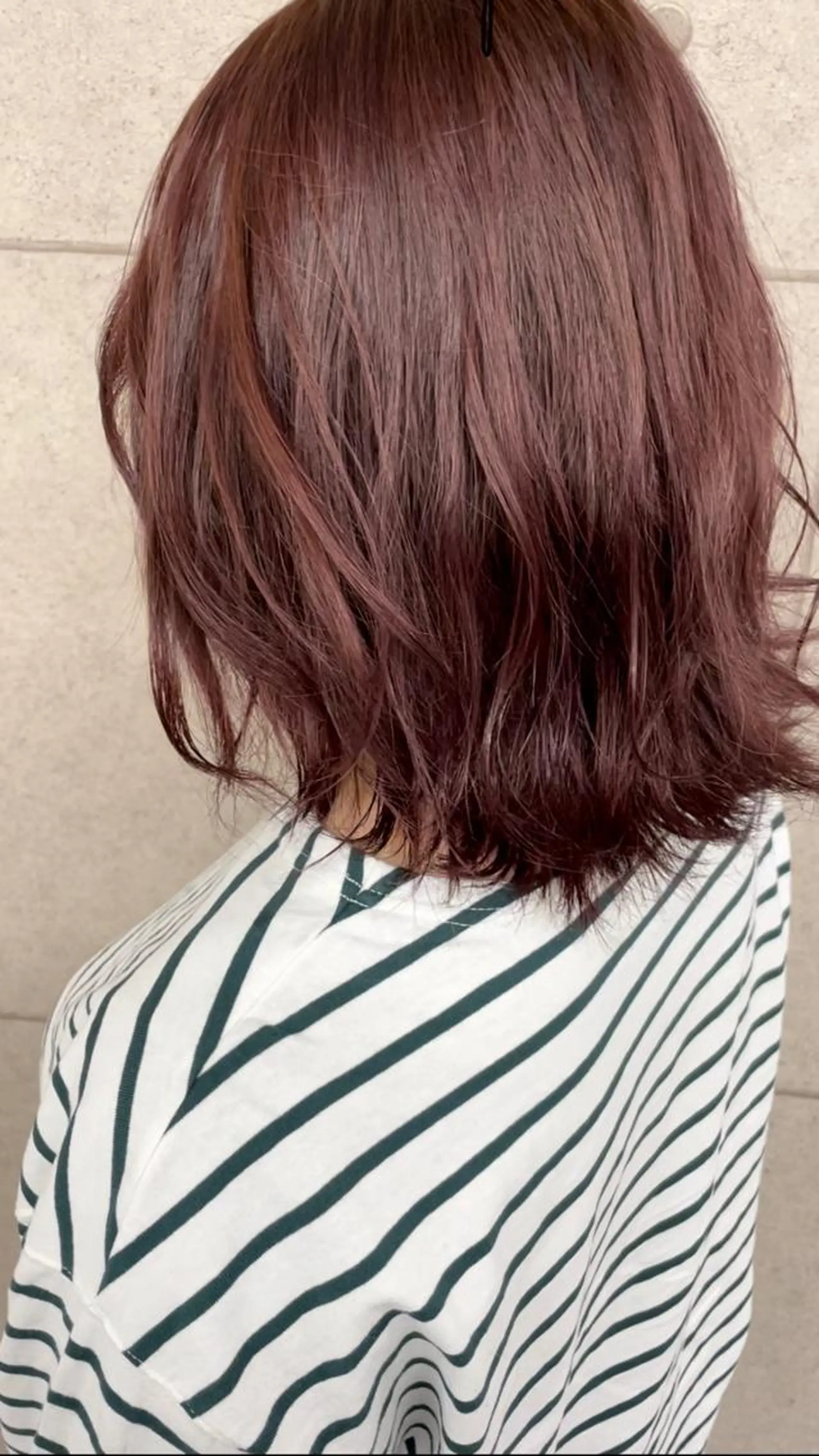 ミディアム カラー ブリーチ ピンクカラー Agu hair act 姫路駅前おみぞ筋店所属・カワモト ソウタのヘアスタイル