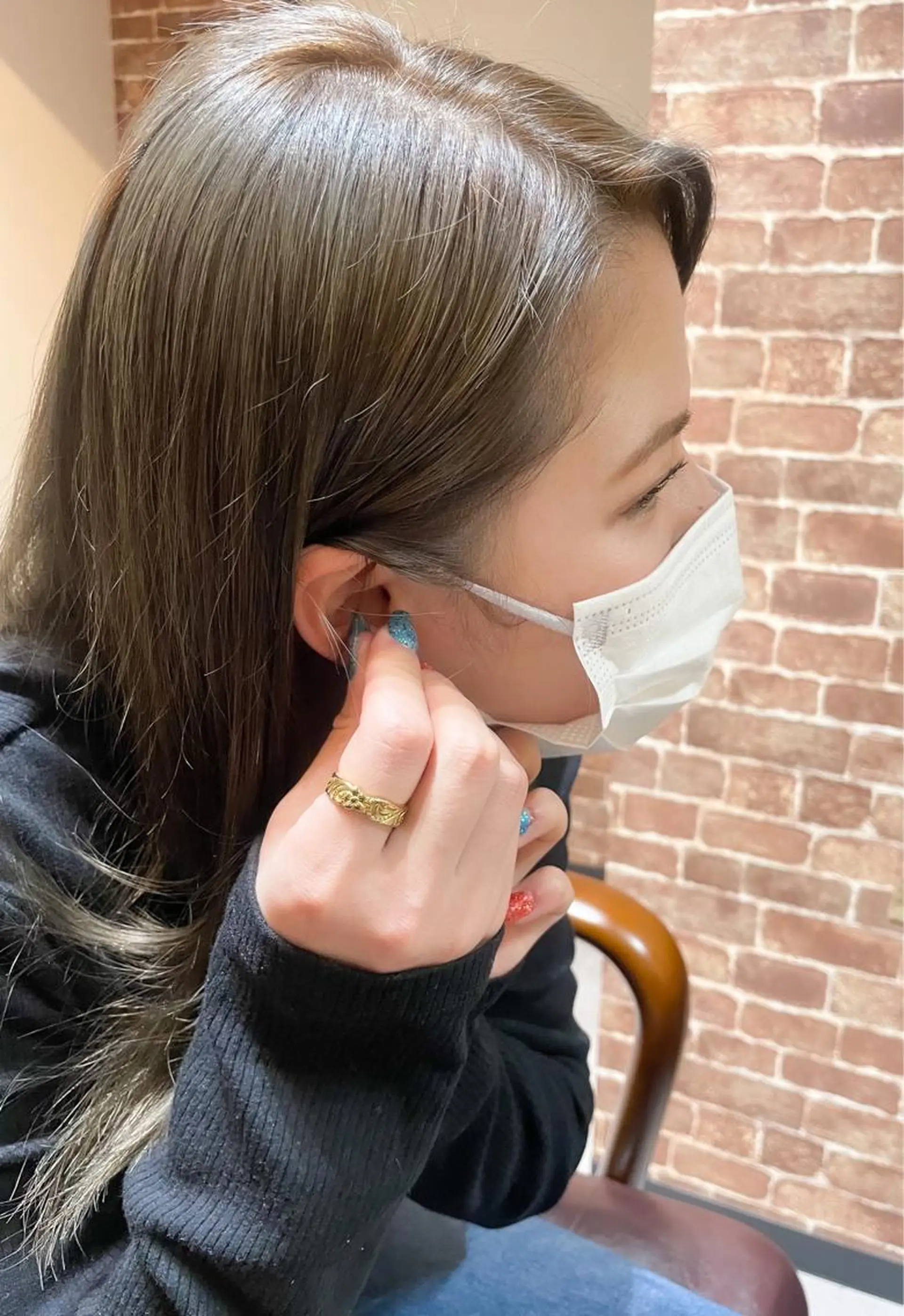 ミディアム カット ヘアカラー トリートメント 【20代ダメージ毛に 髪質改善】のヘアスタイル