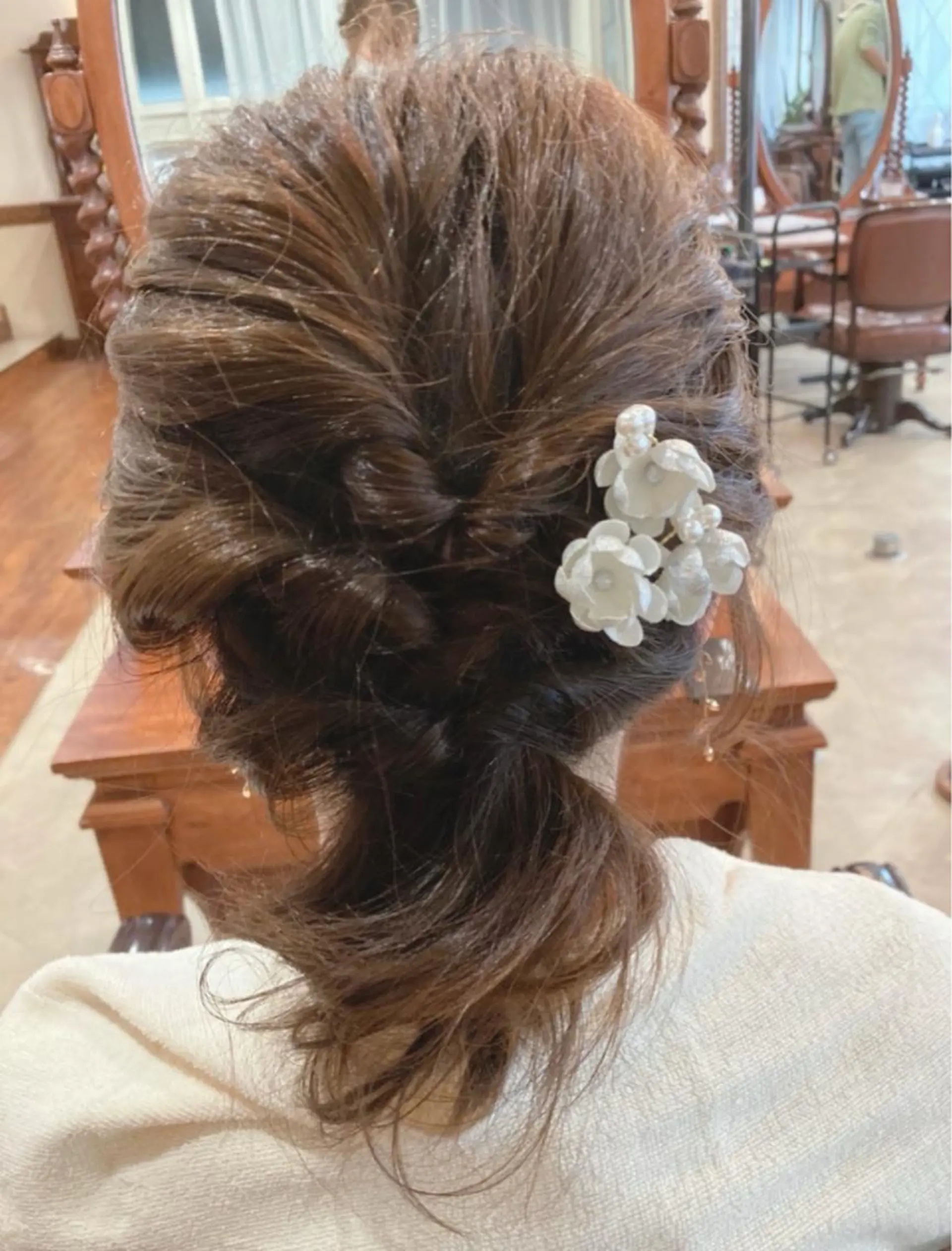 ヘアアレンジ 結婚式・ブライダル OVER  SEAオーバーシー所属・森 陽子のマツエク・マツパデザイン