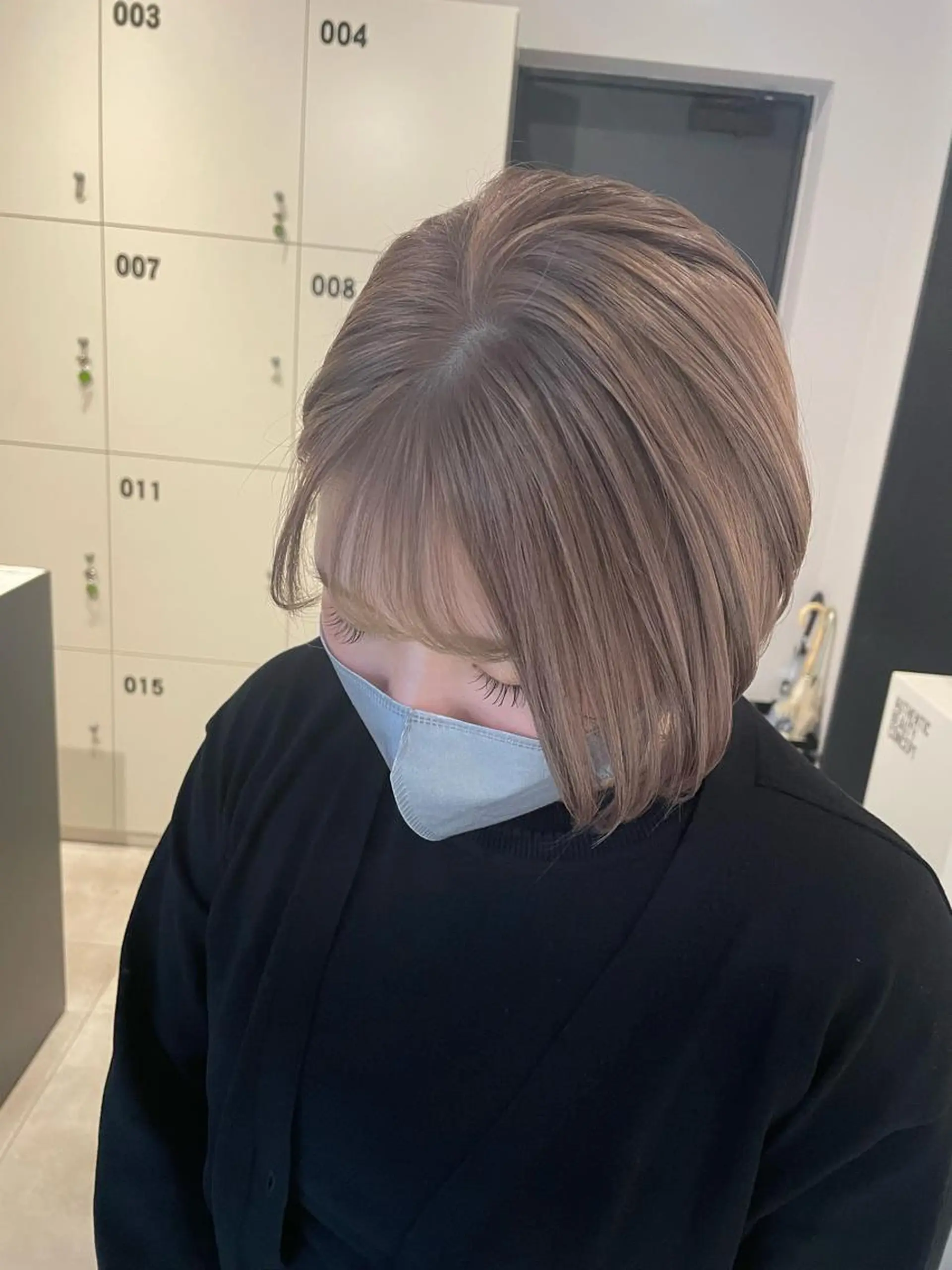 ショート カラー ベージュカラー ヘアカラー トリートメント ブリーチ👩‍🦳/ ‪✂︎MANAMIのヘアスタイル