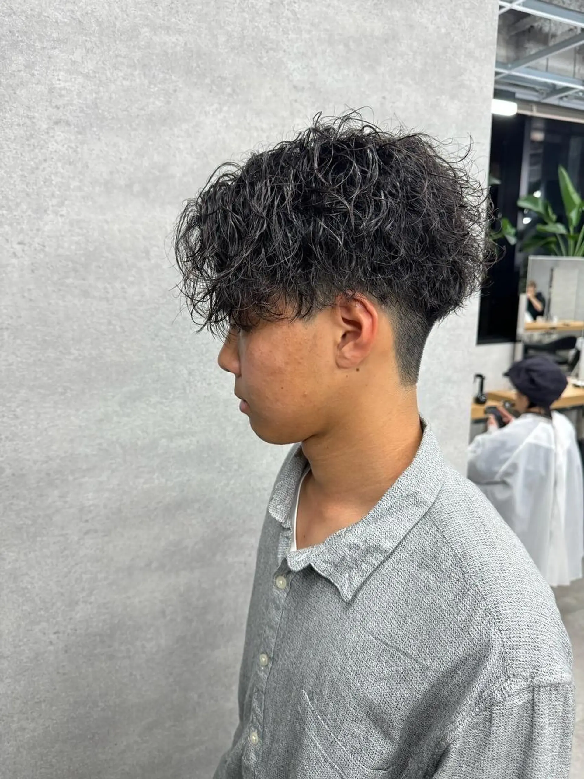 メンズ カラー メンズパーマ と言えばkaedeのヘアスタイル