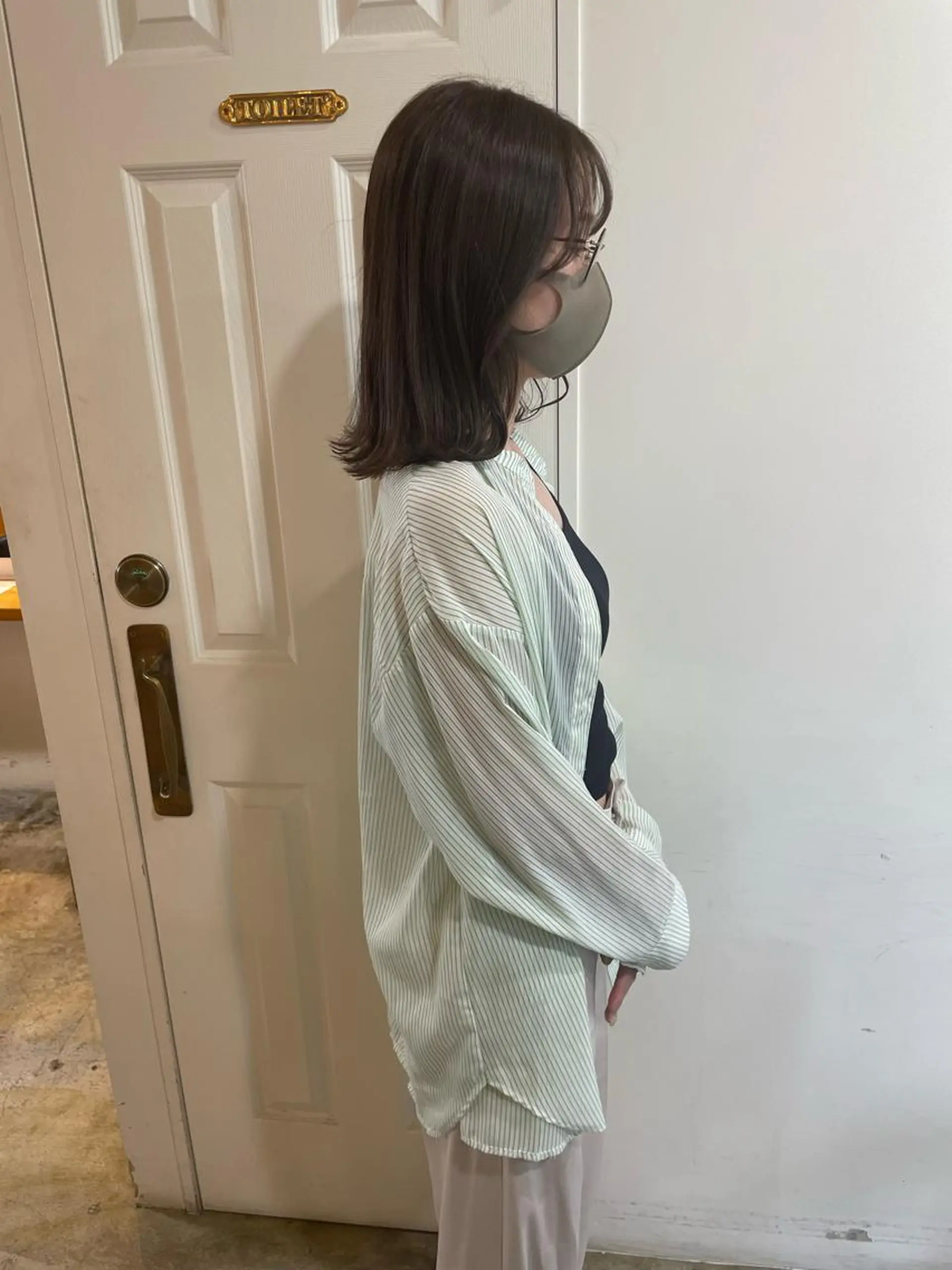 ミディアム カラー グレージュ オリーブグレージュ オリーブグレー ヘアカラー トリートメント MIOベージュカラー 柔らかいカラーのヘアスタイル