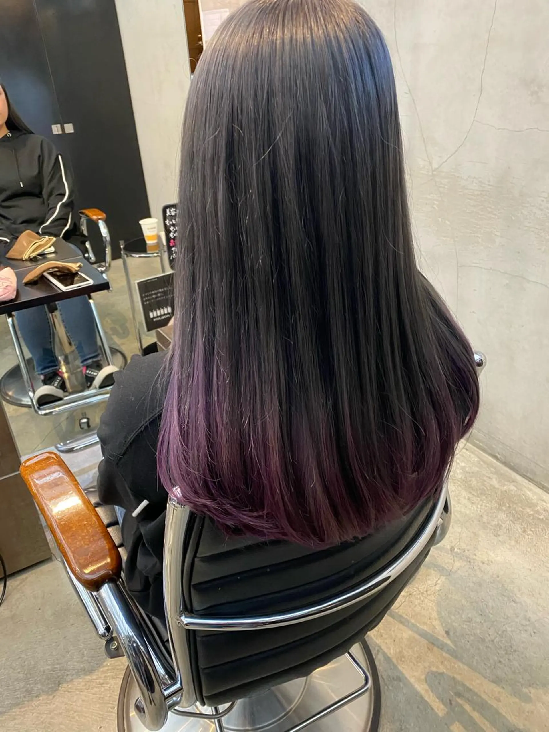 ロング カラー 透明感カラー グラデーションカラー フォーリア(Foglia)所属・foglia 坪来　祥汰のヘアスタイル