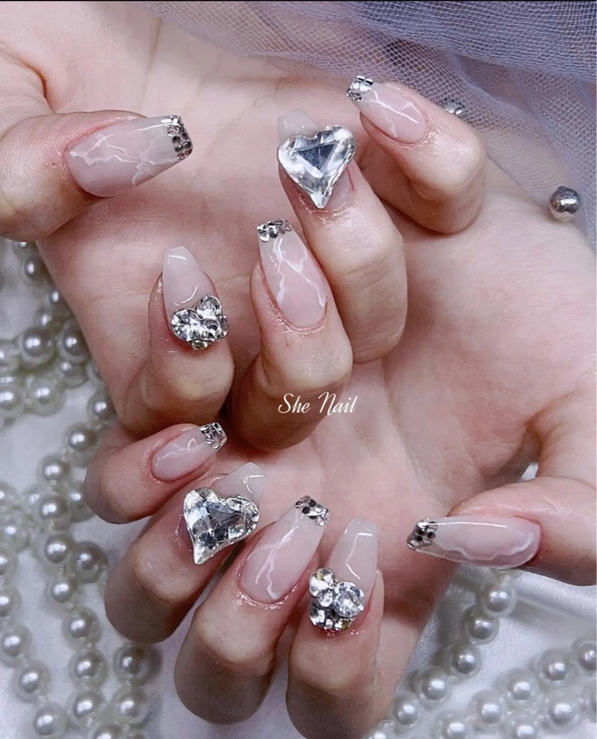 ネイル チークネイル 長さ出し マグネットネイル 持ち込み ワンカラーネイル ハンドネイル She   Nail所属・ISA_ BELLAのネイルデザイン