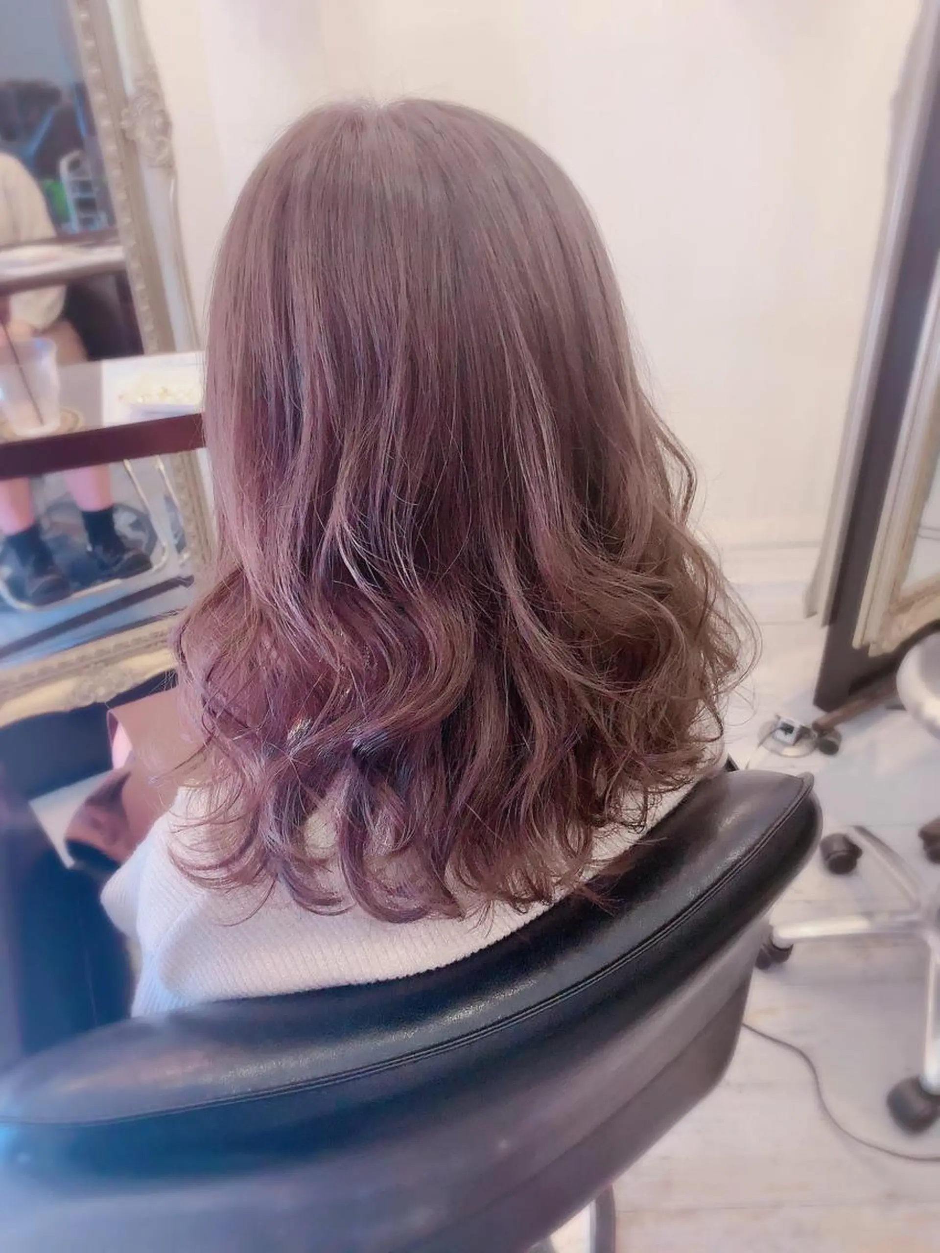 セミロング カラー ブリーチ グレージュ バイオレットカラー バイオレットグレージュ カット ヘアカラー トリートメント 🍀Moda by Grande🍀のヘアスタイル