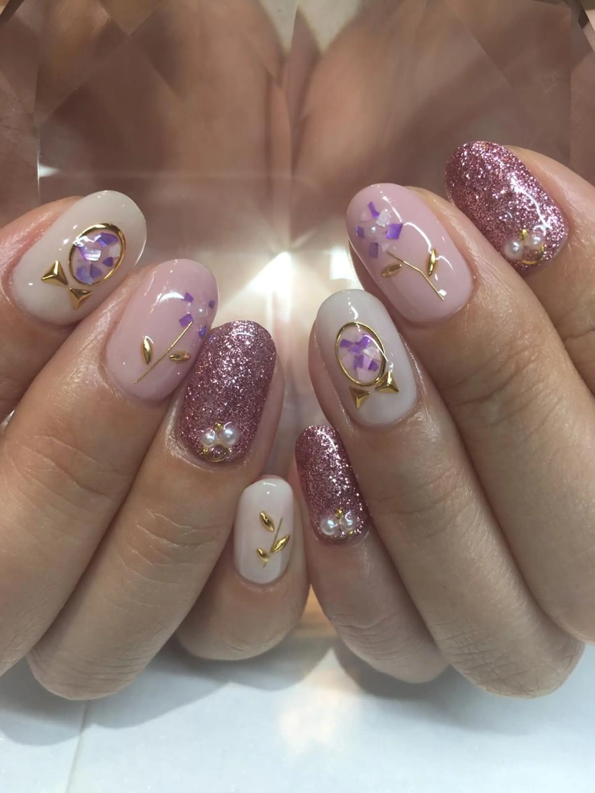 ネイル ハンドネイル glow_ nailのネイルデザイン