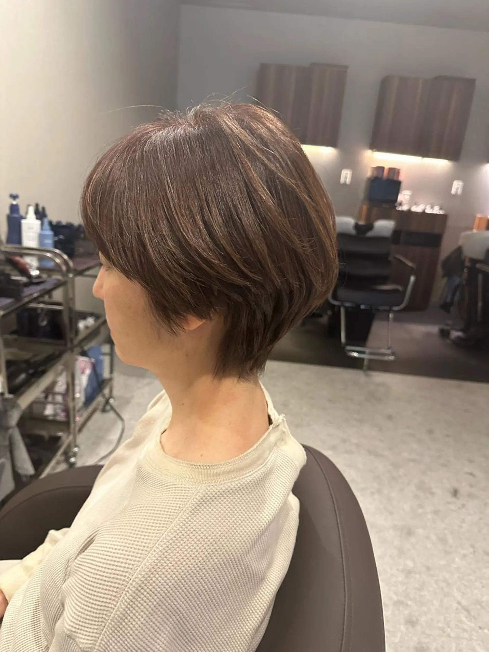 ショート カラー くびれヘア ショートヘア カット ヘアカラー トリートメント Forest. -髪質改善-のヘアスタイル