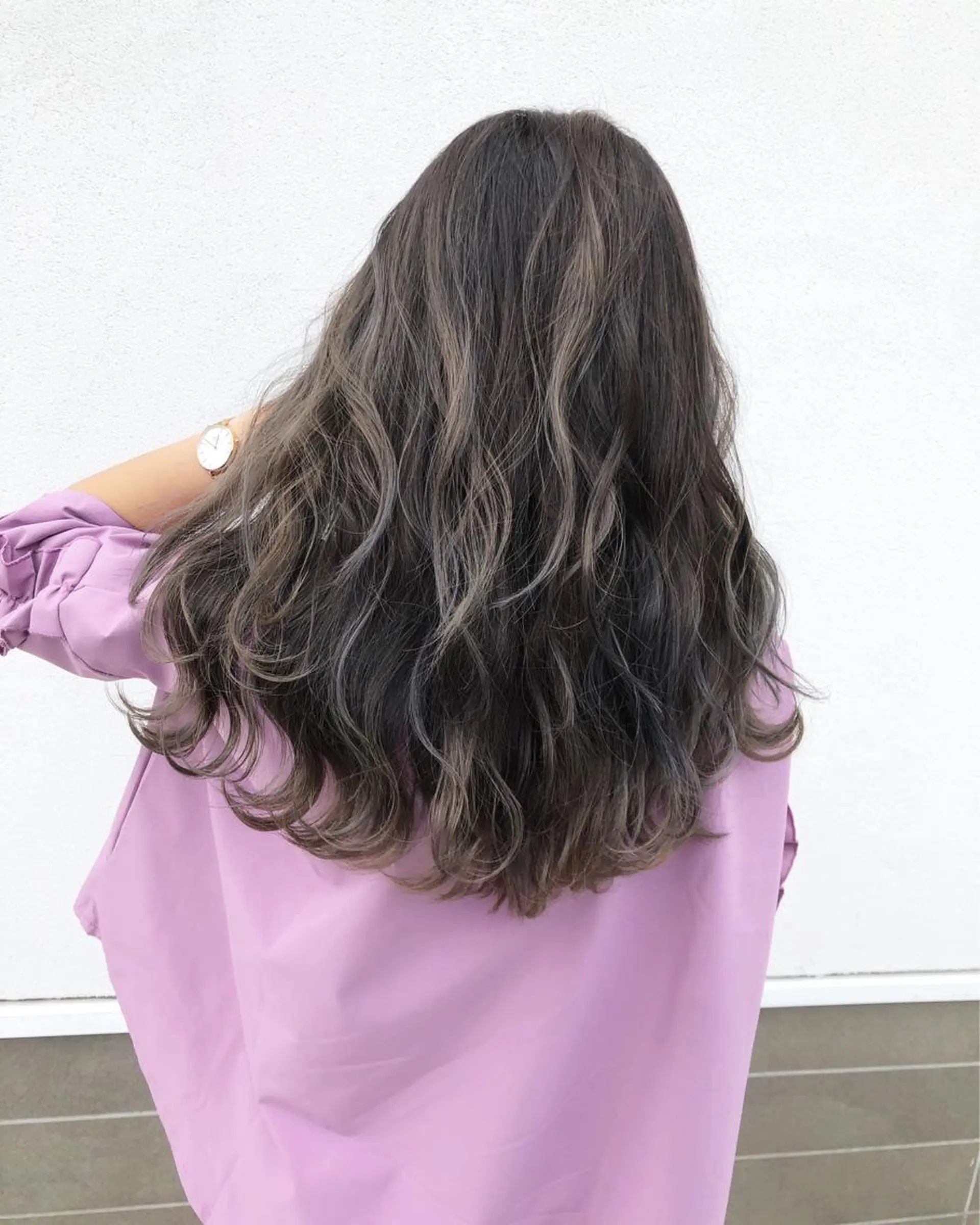 セミロング レイヤーカット カット ヘアカラー トリートメント 具志 正太のヘアスタイル
