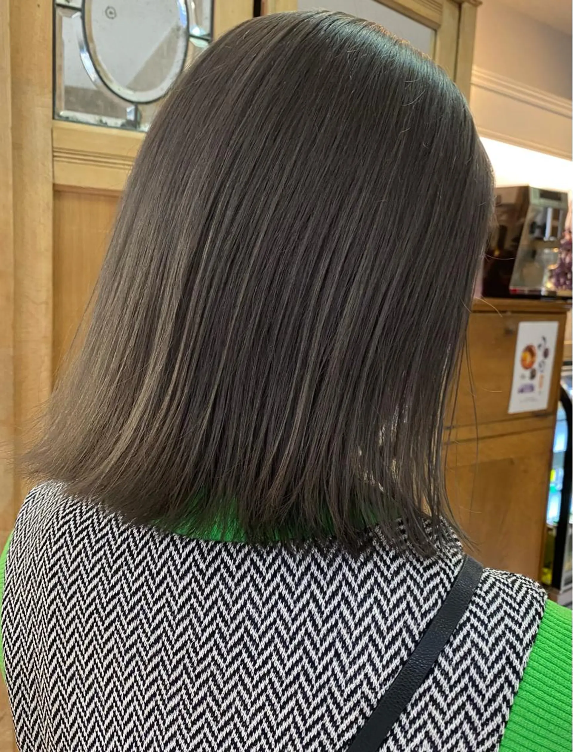 ミディアム カラー ベージュカラー 透明感カラー グレージュ カット ヘアカラー Pia hair Design Yakuin所属・Pia ツボイ ケイタのヘアスタイル