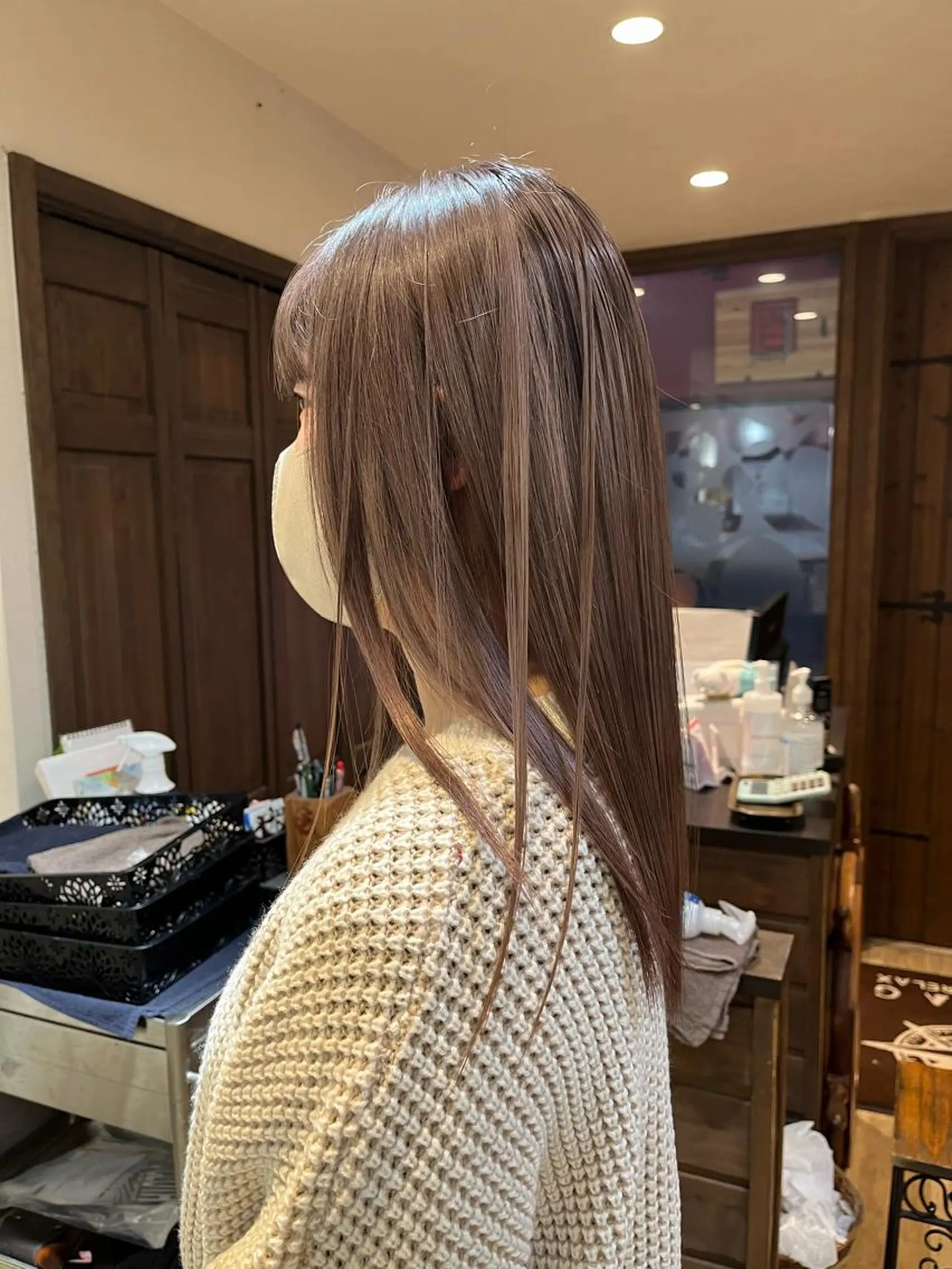 セミロング カラー ベージュカラー ブリーチ ブリーチなしカラー パープルカラー 縮毛矯正 ヘアカラー VOYAGE所属・中園 康のヘアスタイル