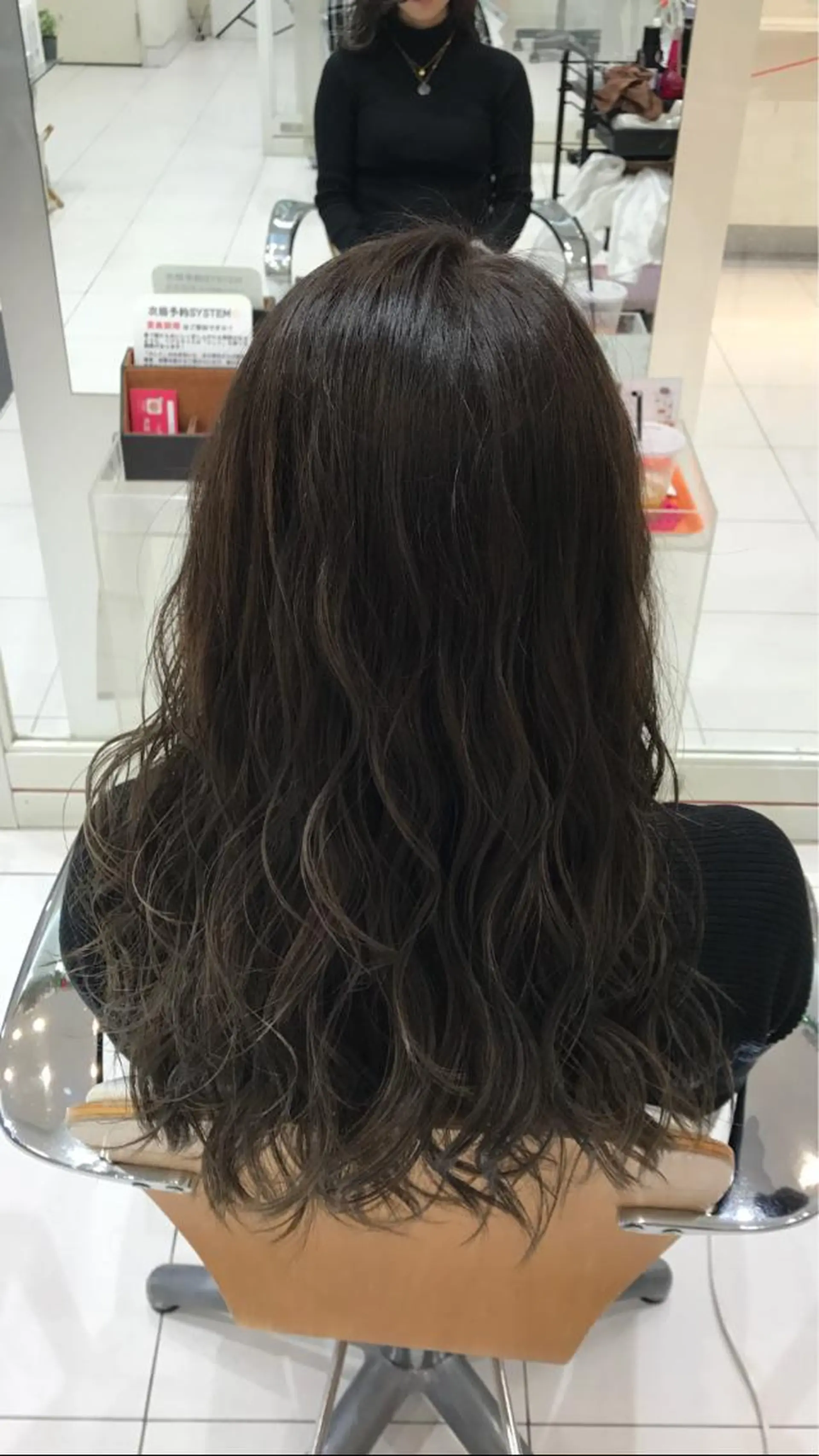 ミディアム カラー D.log 大和西大寺店所属・川崎 雅大のヘアスタイル