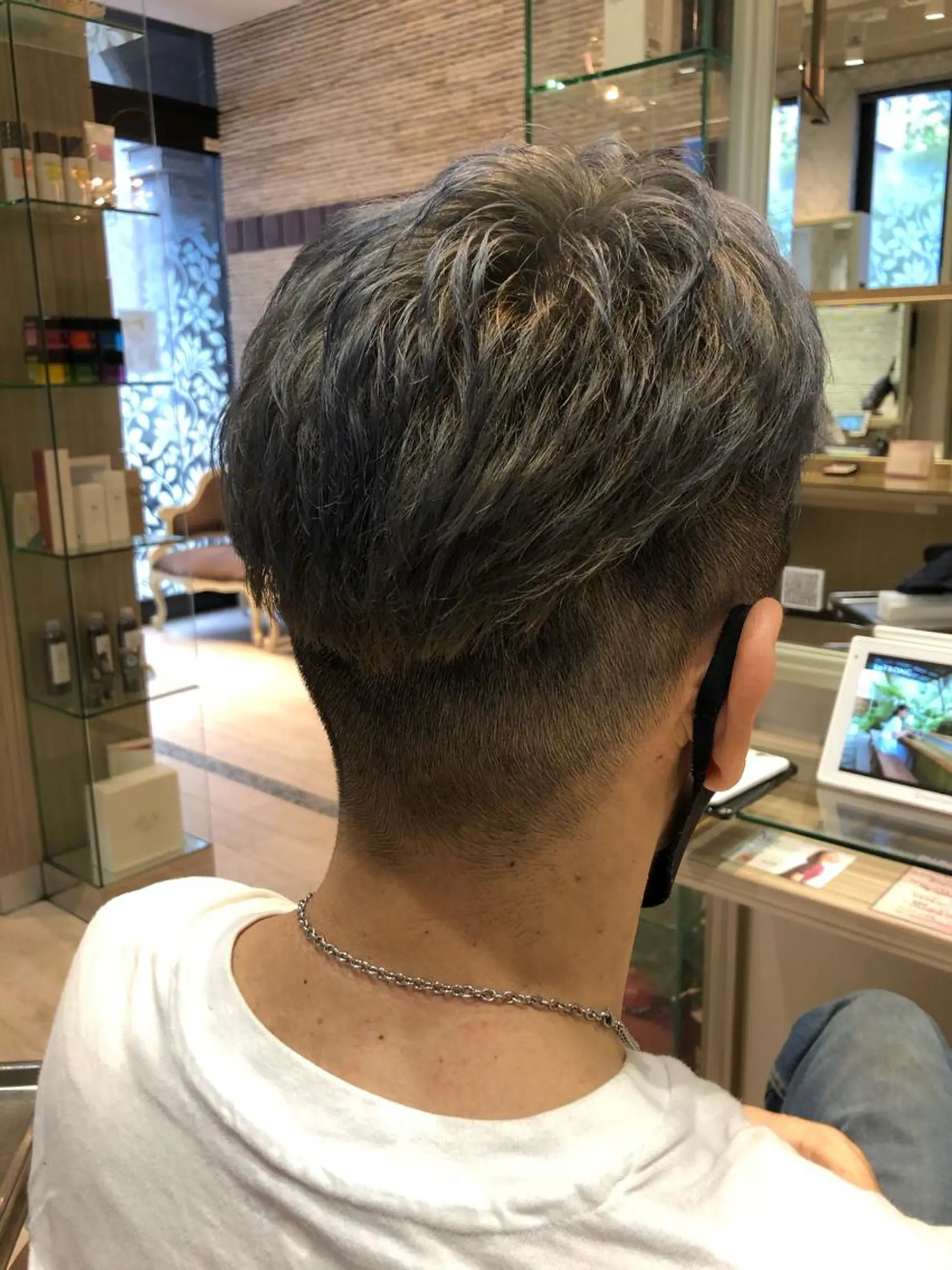 カラー メンズ カット ヘアカラー 一戸 拓斗のヘアスタイル
