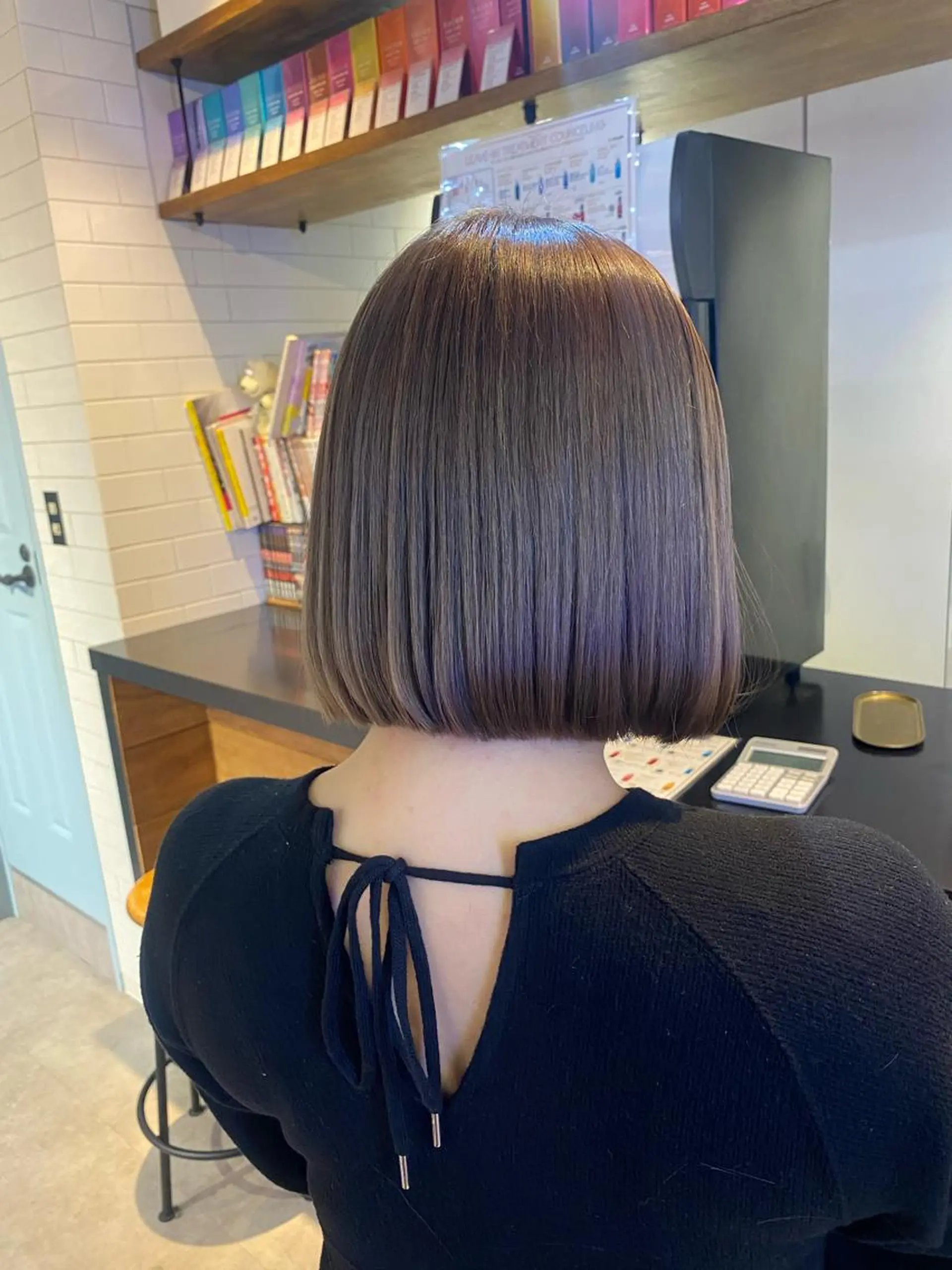 ショート カラー グレージュ ボブ カット ヘアカラー トリートメント scene.池袋所属・scene. haraのヘアスタイル