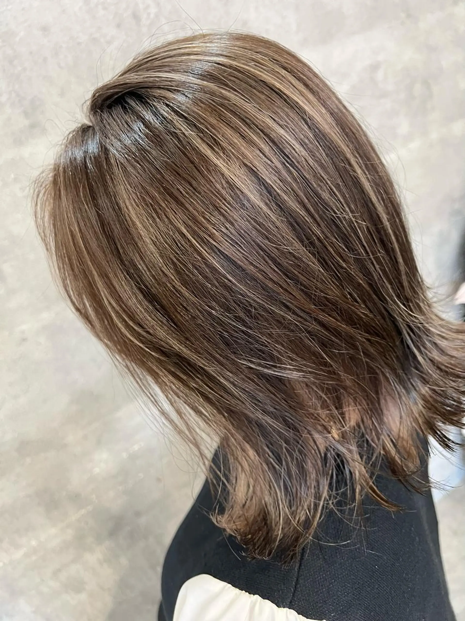 ミディアム カラー ベージュカラー 透明感カラー ハイライトカラー ハイライト 寺嶋 貴大のヘアスタイル