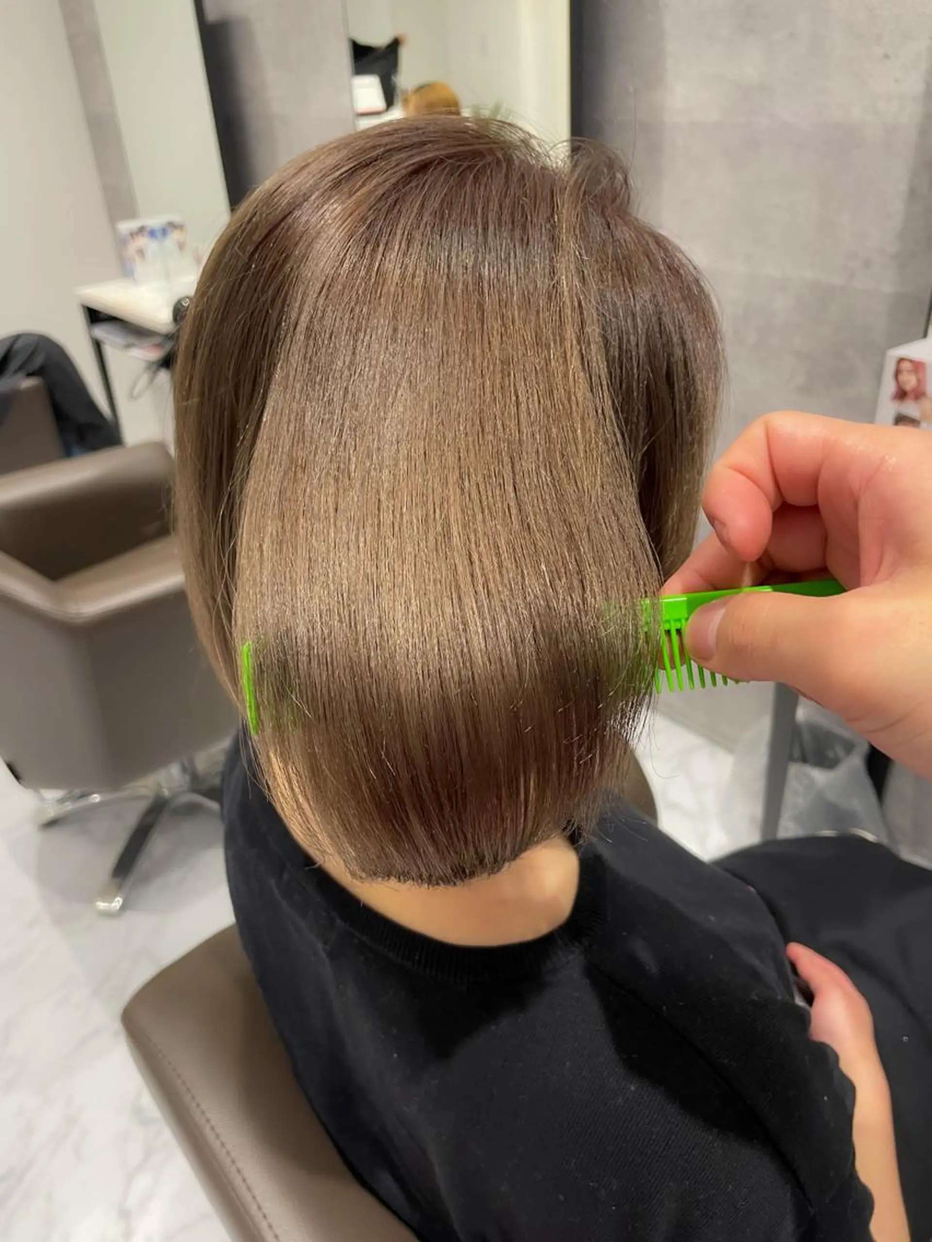 ショート カラー 坂本 理輝のヘアスタイル