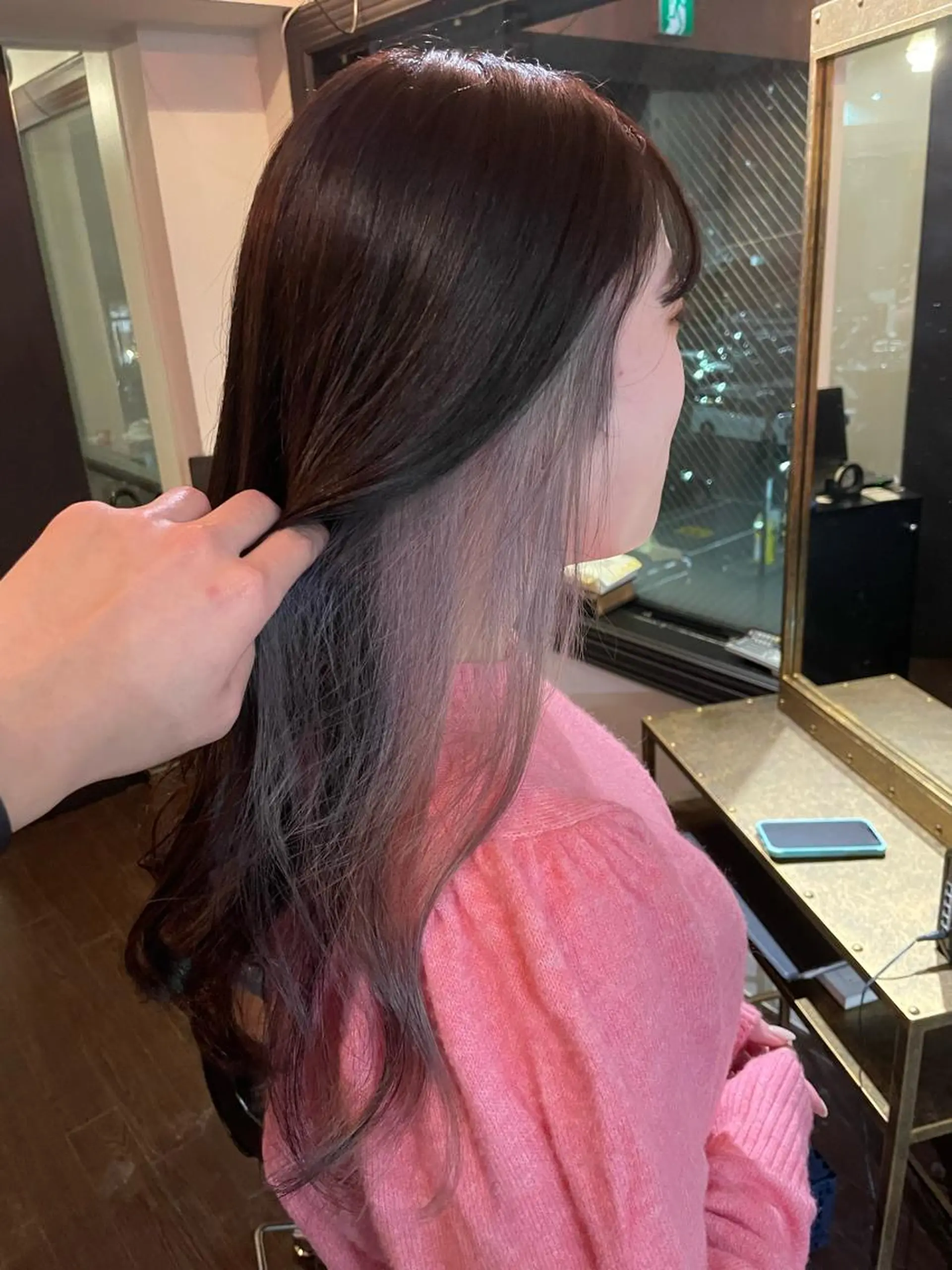 ロング カラー アッシュ バレイヤージュ ベージュカラー ブリーチ グラデーションカラー Carpe Diem所属・安田和洋 ブリーチカラー特化のヘアスタイル