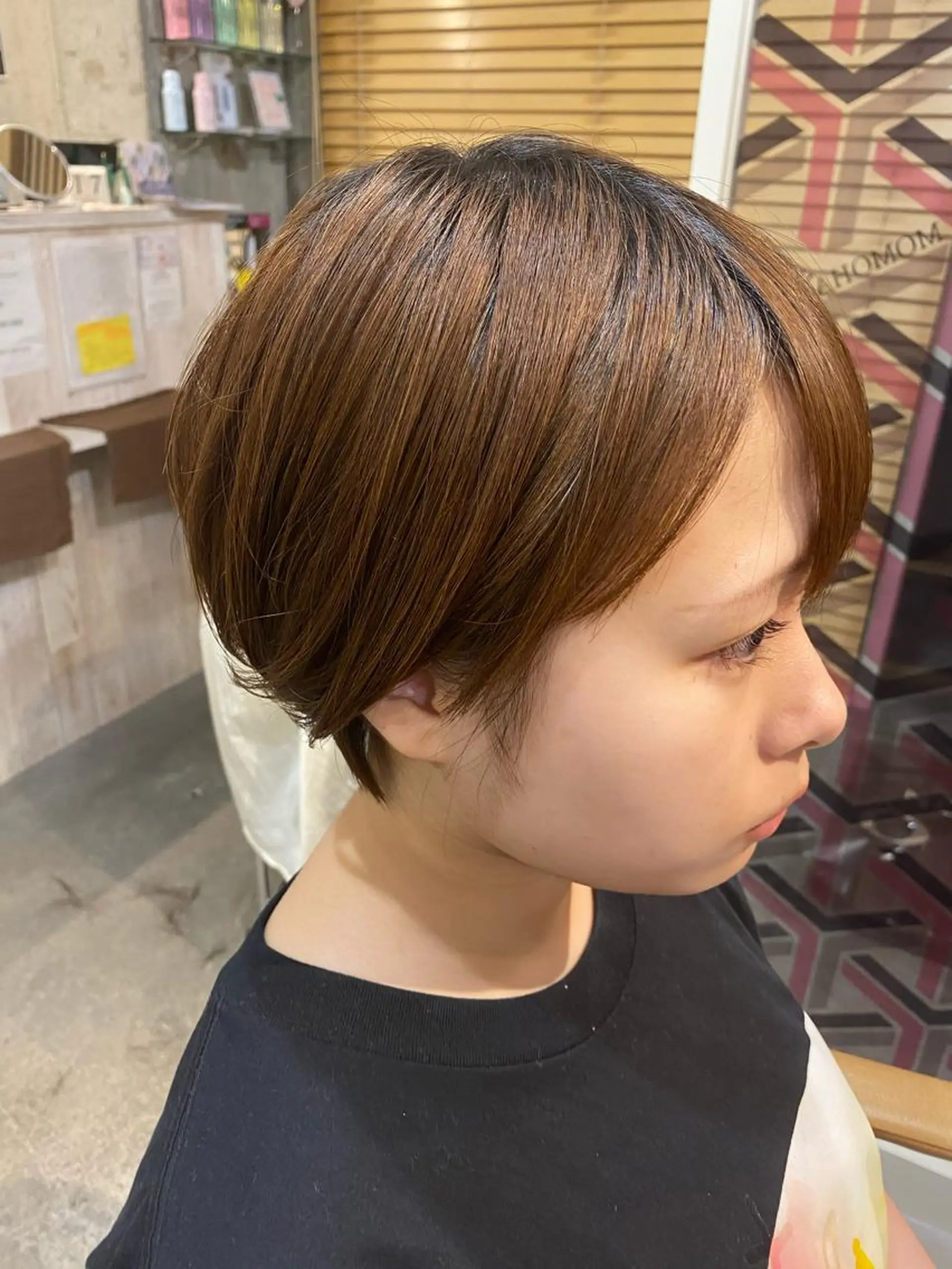 ショート カット ヘアカラー トリートメント ヘアセット 美髪/髪質改善 顔周り/透明感カラーのヘアスタイル