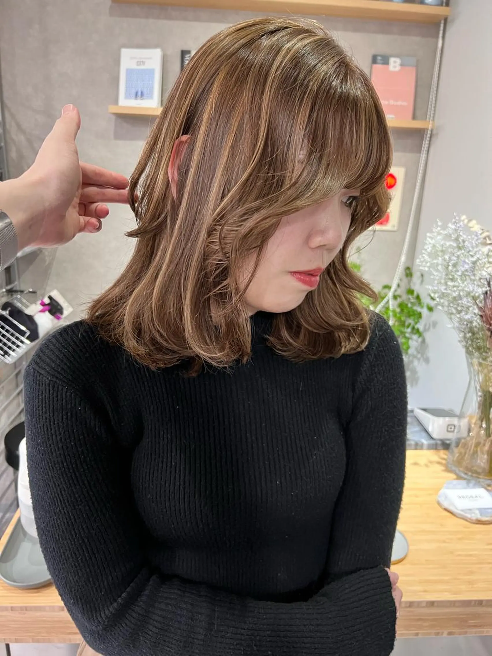 ミディアム ハイライト REDEAL SHIBUYA所属・maya/レイヤー カット/ミインパーマのヘアスタイル