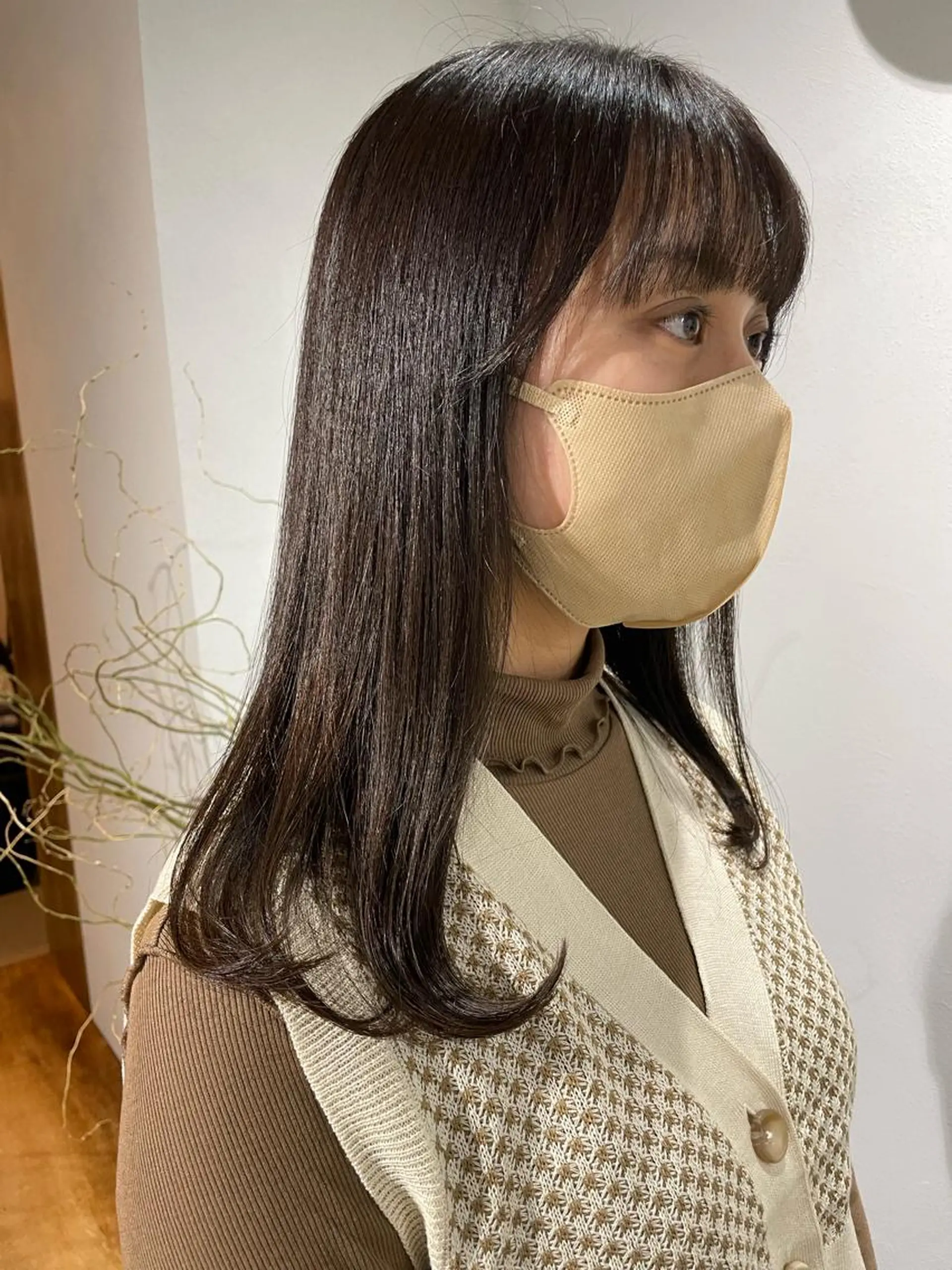 セミロング カラー ブラウンカラー チョコレートブラウン カット ヘアカラー トリートメント 【arc】Ruri コテ巻き風パーマのヘアスタイル