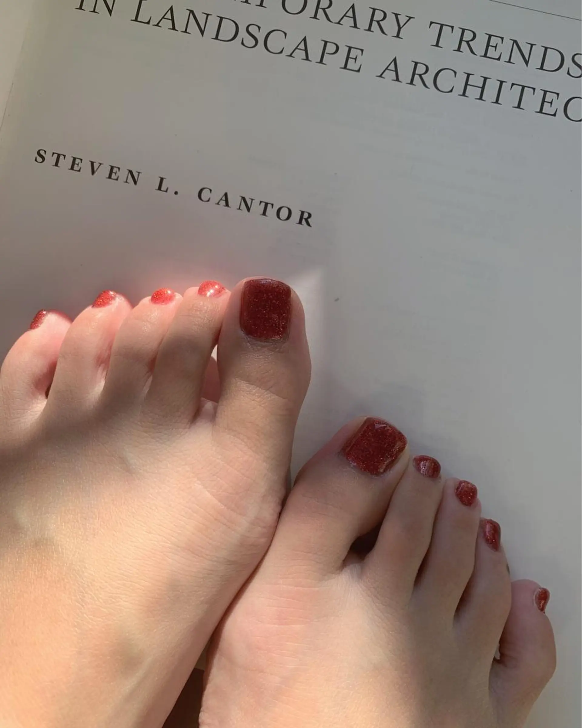 ネイル フットネイル eiju .のネイルデザイン