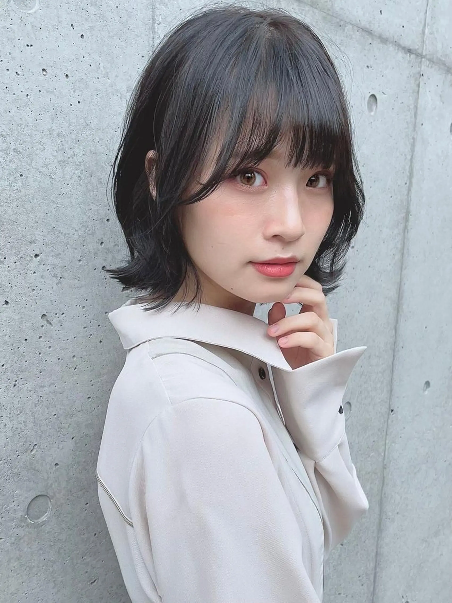 ミディアム アッシュ エギョモリ フレンチガーリー 髪質改善 韓国風ヘア 公式 Ease by amble luxeのヘアスタイル